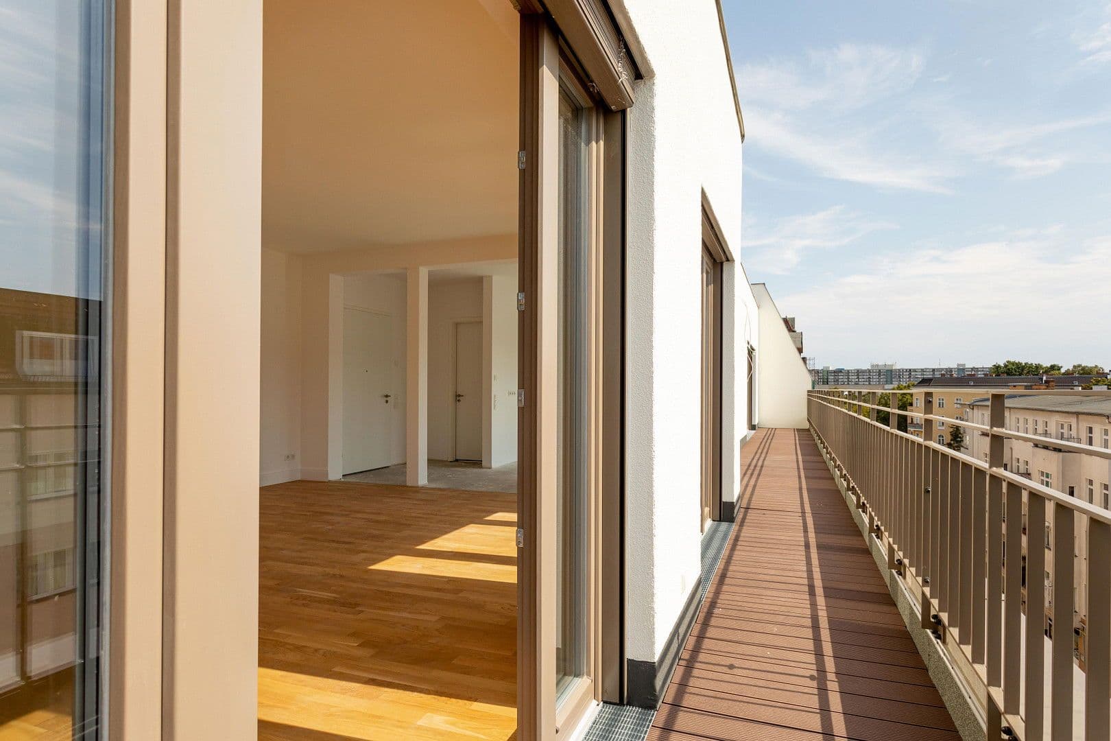 Prodej bytu 4+1 161 m², Hohenstaufenstraße 9, Berlin, Berlín Prodej bytu 4+1 161 m², Hohenstaufenstraße 9, Berlin, Berlín