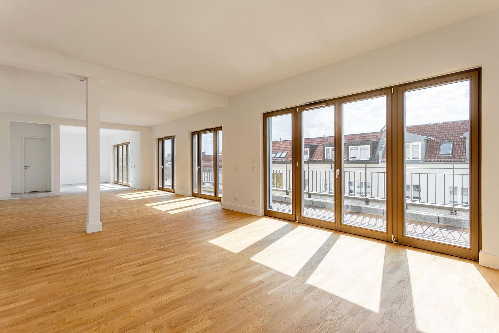 Prodej bytu 4+1 161 m², Hohenstaufenstraße 9, Berlin, Berlín Prodej bytu 4+1 161 m², Hohenstaufenstraße 9, Berlin, Berlín