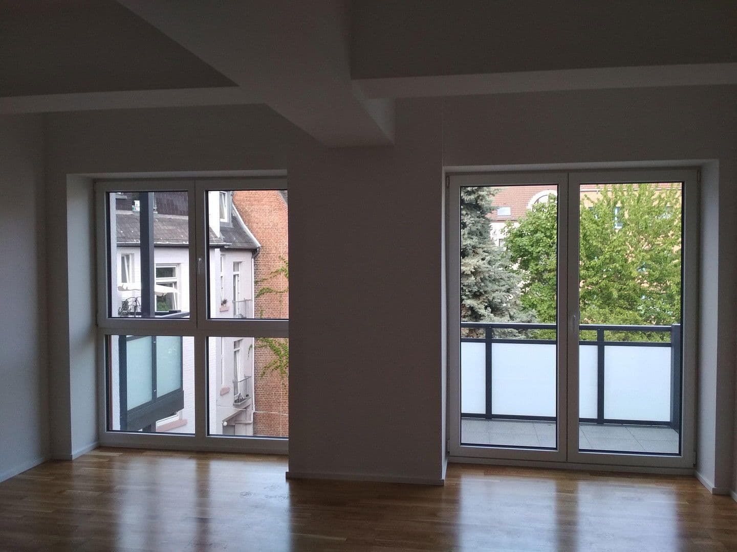 Pronájem bytu 1+1 46 m², Frankfurt am Main, Hessen Pronájem bytu 1+1 46 m², Frankfurt am Main, Hessen