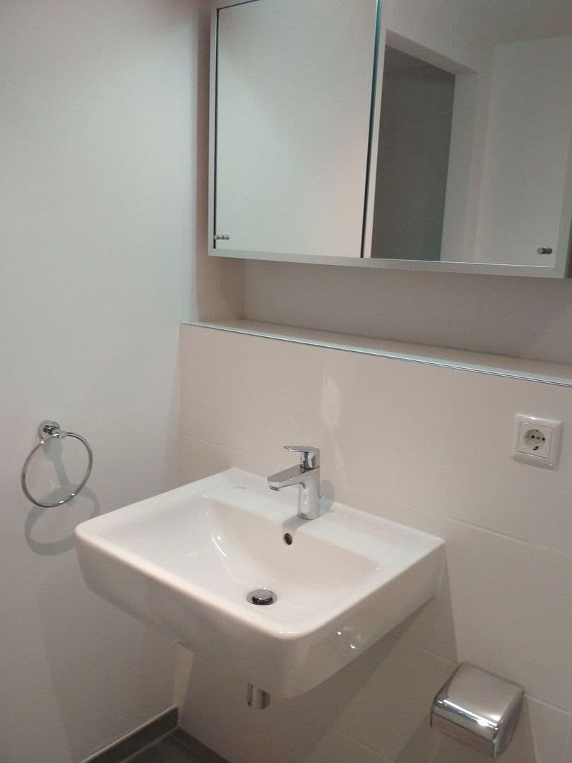 Pronájem bytu 1+1 46 m², Frankfurt am Main, Hessen Pronájem bytu 1+1 46 m², Frankfurt am Main, Hessen