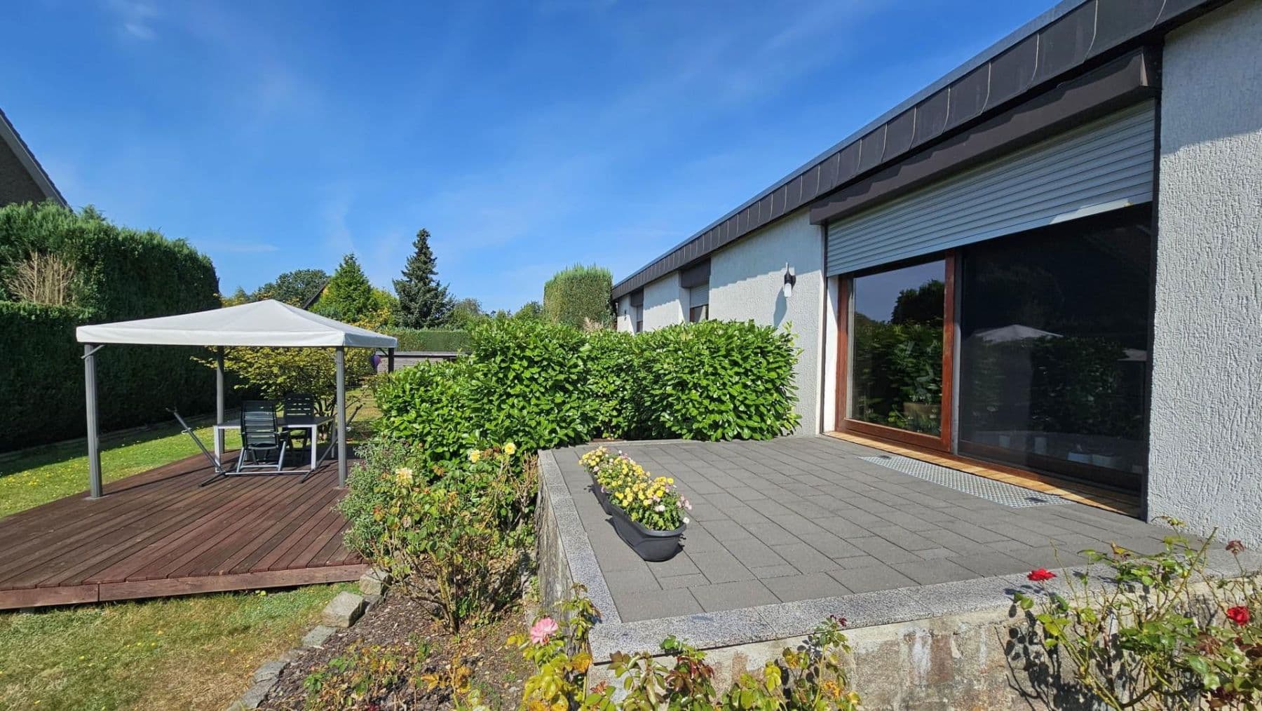 Prodej domu 135 m², pozemek 1.404 m², Henstedt-Ulzburg, Šlesvicko-Holštýnsko Prodej domu 135 m², pozemek 1.404 m², Henstedt-Ulzburg, Šlesvicko-Holštýnsko