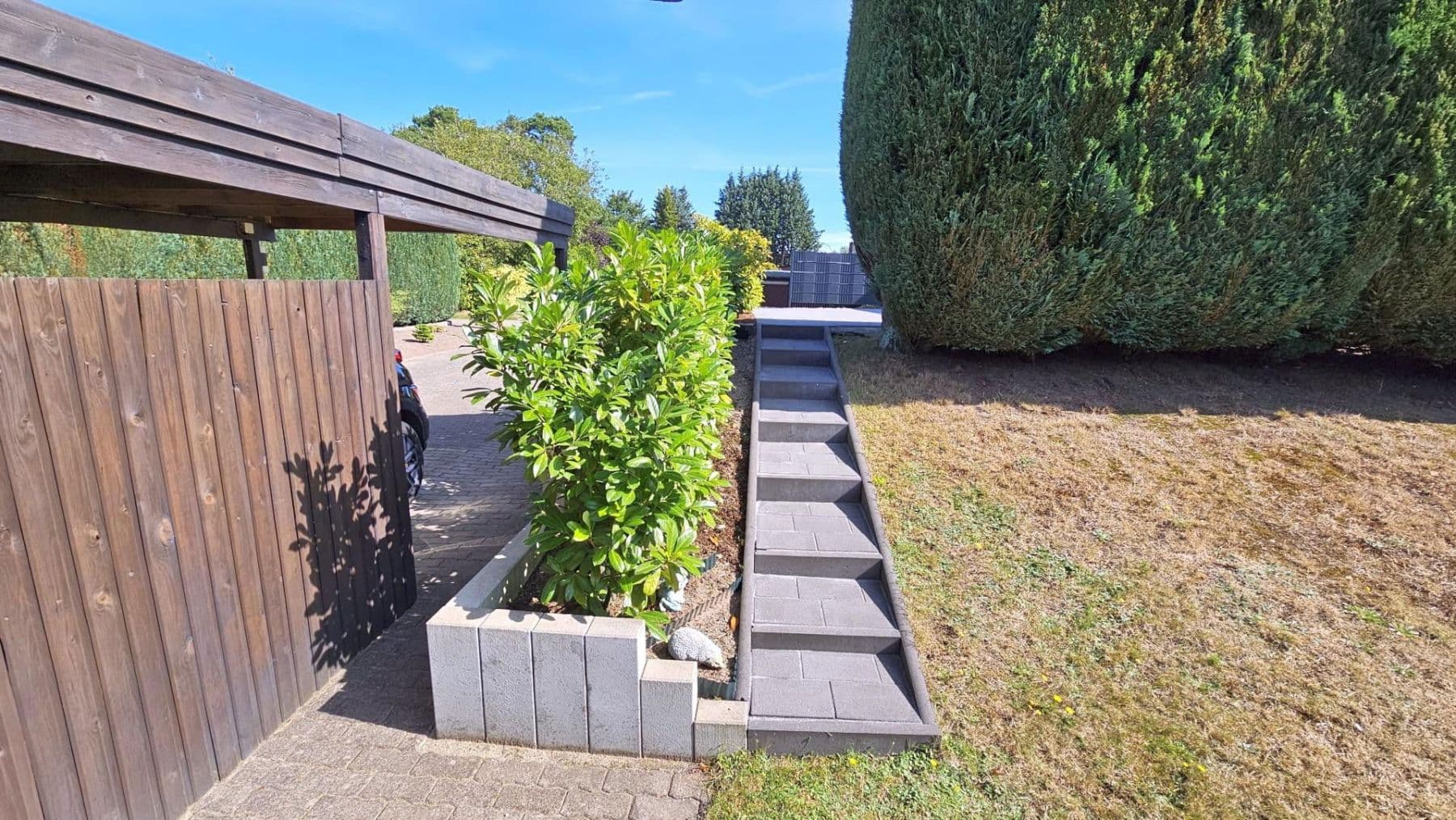 Prodej domu 135 m², pozemek 1.404 m², Henstedt-Ulzburg, Šlesvicko-Holštýnsko Prodej domu 135 m², pozemek 1.404 m², Henstedt-Ulzburg, Šlesvicko-Holštýnsko