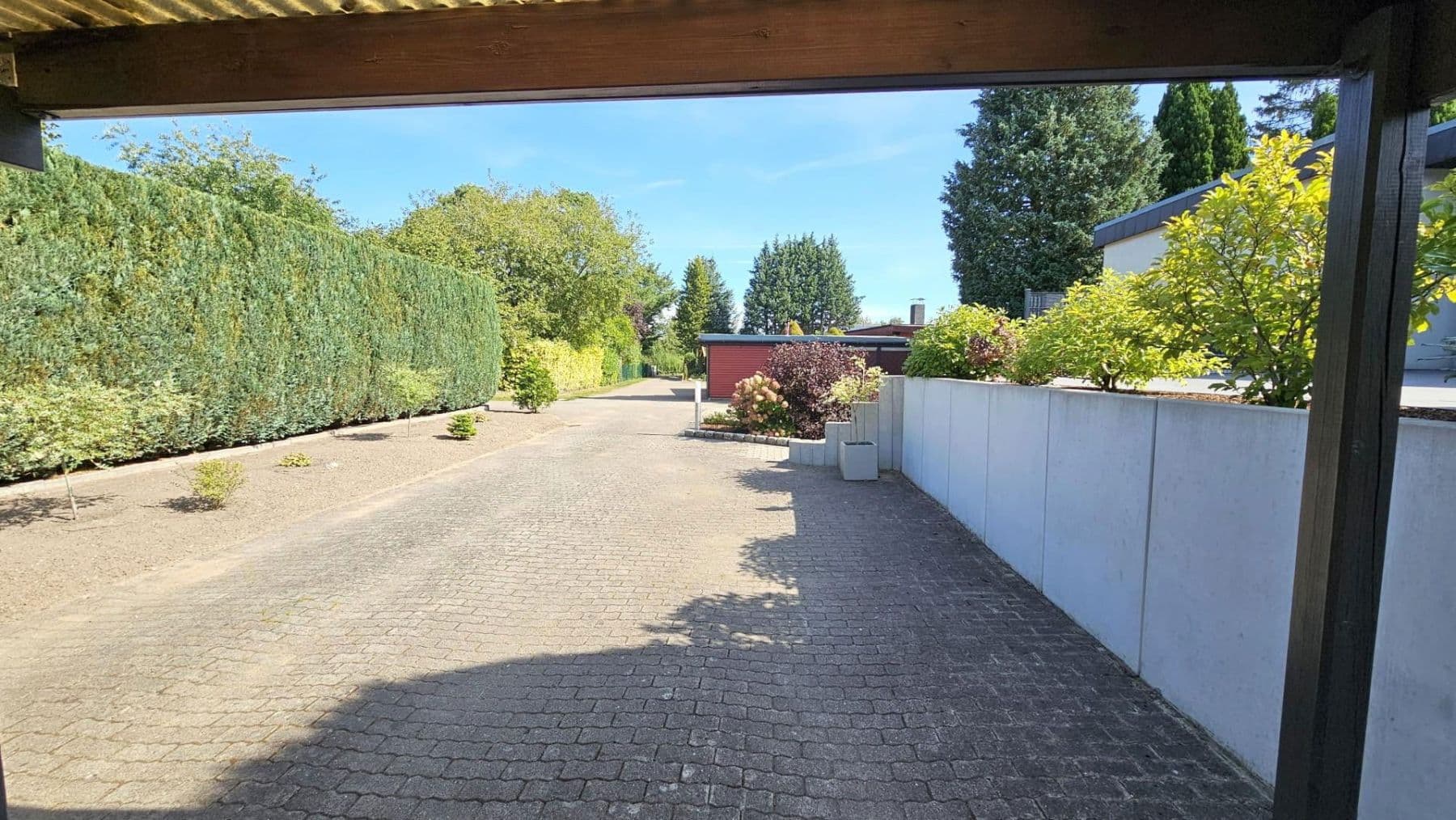 Prodej domu 135 m², pozemek 1.404 m², Henstedt-Ulzburg, Šlesvicko-Holštýnsko Prodej domu 135 m², pozemek 1.404 m², Henstedt-Ulzburg, Šlesvicko-Holštýnsko