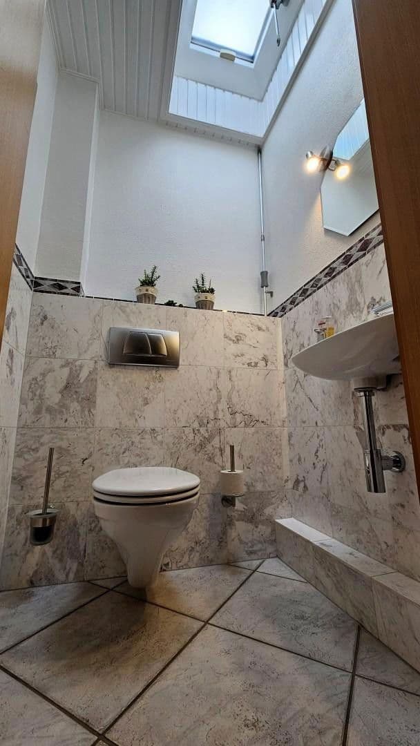 Prodej domu 135 m², pozemek 1.404 m², Henstedt-Ulzburg, Šlesvicko-Holštýnsko Prodej domu 135 m², pozemek 1.404 m², Henstedt-Ulzburg, Šlesvicko-Holštýnsko