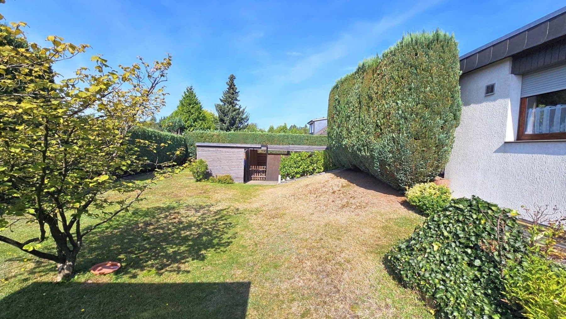 Prodej domu 135 m², pozemek 1.404 m², Henstedt-Ulzburg, Šlesvicko-Holštýnsko Prodej domu 135 m², pozemek 1.404 m², Henstedt-Ulzburg, Šlesvicko-Holštýnsko