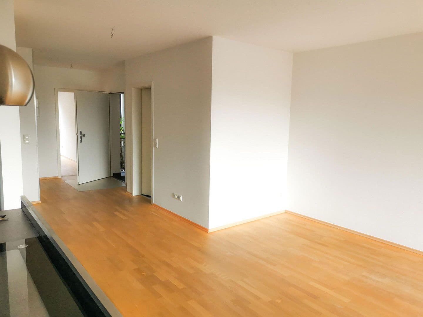 Pronájem bytu 5+1 157 m², Schwarzwaldstraße, Frankfurt, Hessen Pronájem bytu 5+1 157 m², Schwarzwaldstraße, Frankfurt, Hessen