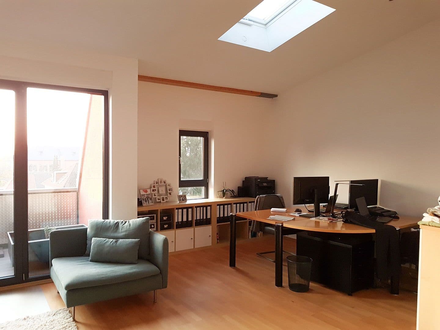 Pronájem bytu 5+1 157 m², Schwarzwaldstraße, Frankfurt, Hessen Pronájem bytu 5+1 157 m², Schwarzwaldstraße, Frankfurt, Hessen