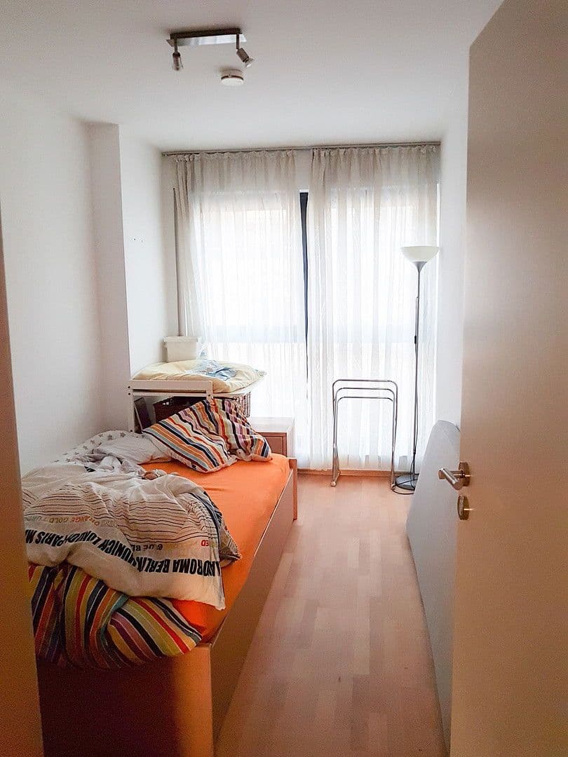 Pronájem bytu 5+1 157 m², Schwarzwaldstraße, Frankfurt, Hessen Pronájem bytu 5+1 157 m², Schwarzwaldstraße, Frankfurt, Hessen