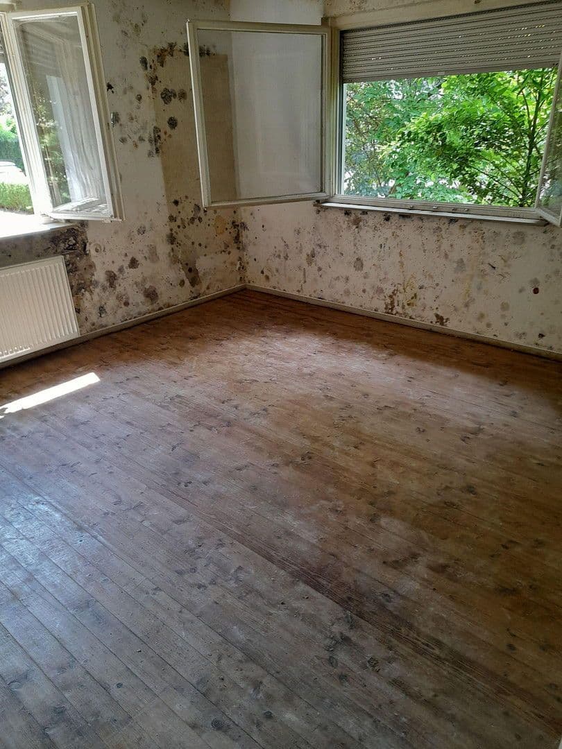 Prodej domu 124 m², pozemek 490 m², Sindelfingen, Bádensko-Württembersko Prodej domu 124 m², pozemek 490 m², Sindelfingen, Bádensko-Württembersko