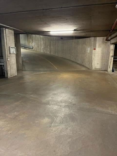 Pronájem garáže, Crusiusstr. 1, München, Bavorsko Pronájem garáže, Crusiusstr. 1, München, Bavorsko