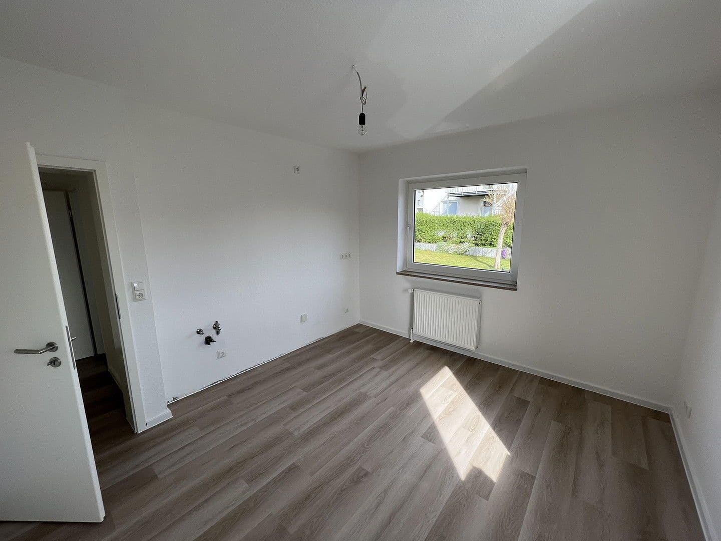 Pronájem bytu 2+1 53 m², Neuenweg 9, Bergisch Gladbach, Severní Porýní-Vestfálsko Pronájem bytu 2+1 53 m², Neuenweg 9, Bergisch Gladbach, Severní Porýní-Vestfálsko