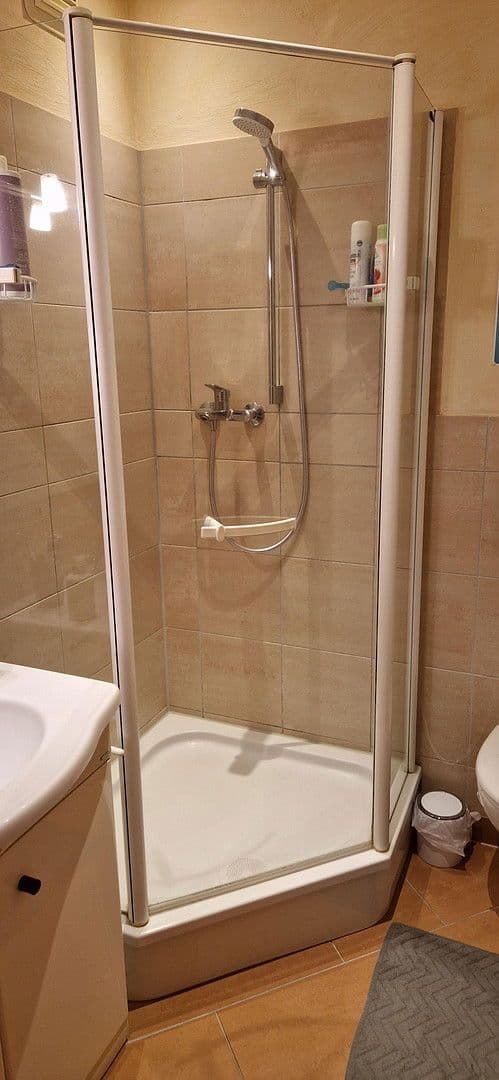 Pronájem bytu 3+kk 115 m², Auf der Körnerwiese, Frankfurt am Main, Hessen Pronájem bytu 3+kk 115 m², Auf der Körnerwiese, Frankfurt am Main, Hessen