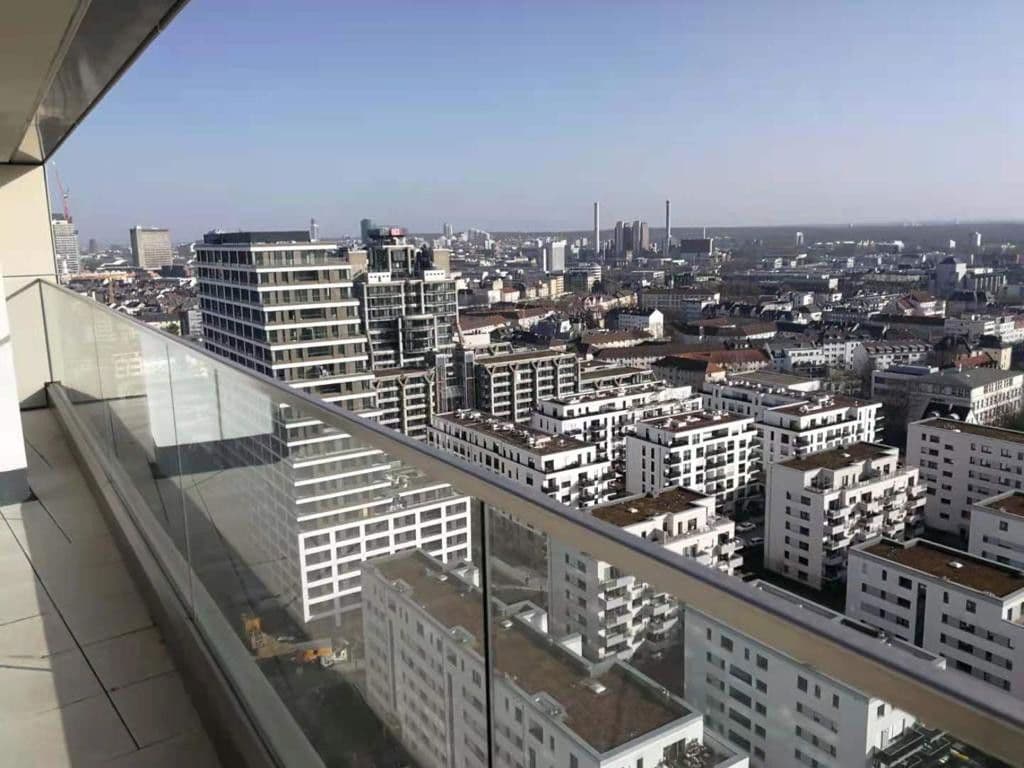 Pronájem bytu 3+1 170 m², Europa-Allee 103, Frankfurt am Main, Hessen Pronájem bytu 3+1 170 m², Europa-Allee 103, Frankfurt am Main, Hessen