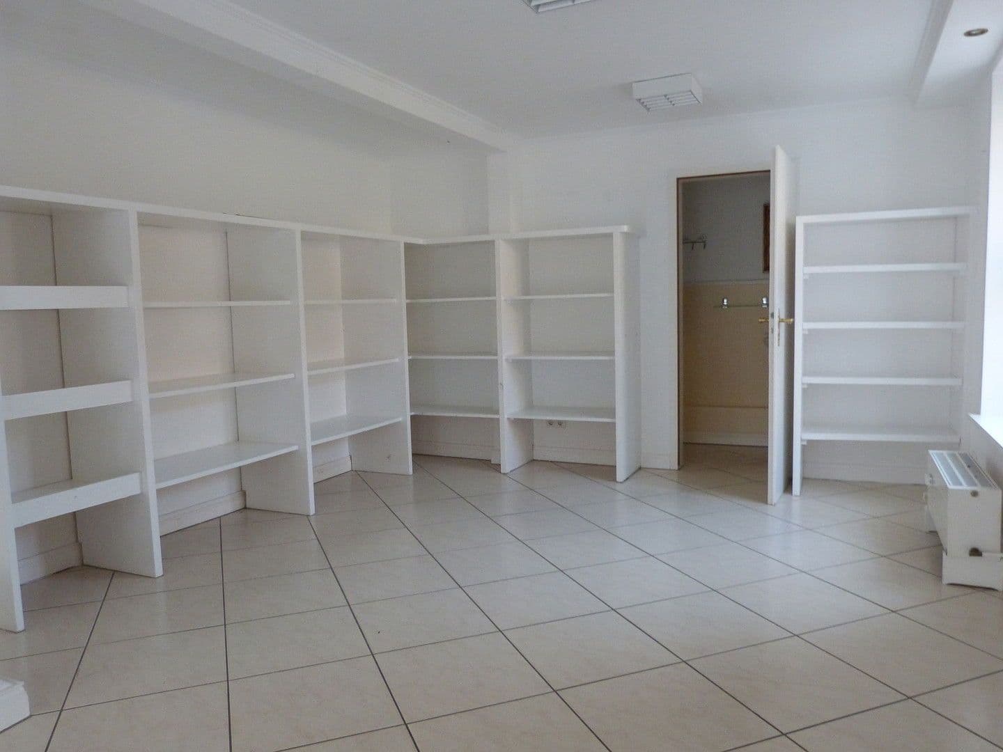 Pronájem nebytového prostoru 120 m², Hannoversche Neustadt 3, Burgdorf, Dolní Sasko Pronájem nebytového prostoru 120 m², Hannoversche Neustadt 3, Burgdorf, Dolní Sasko