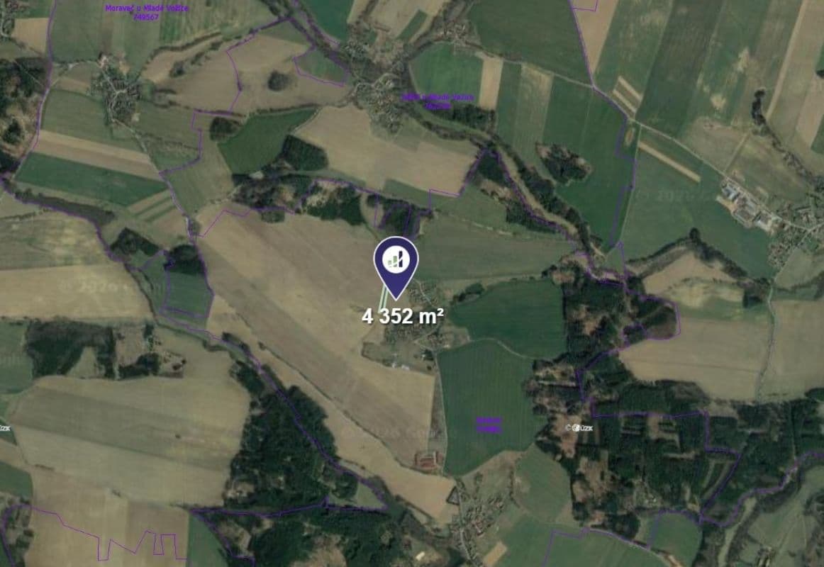 Prodej pozemku 4.352 m², Mladá Vožice, Jihočeský kraj Prodej pozemku 4.352 m², Mladá Vožice, Jihočeský kraj