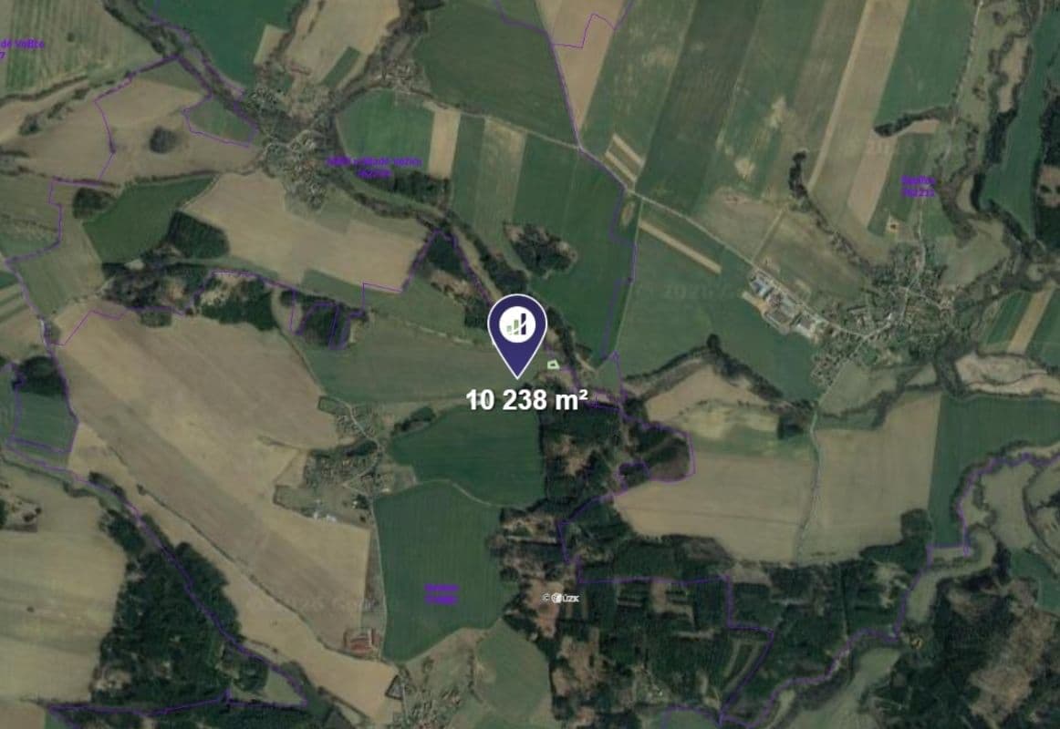 Prodej pozemku 10.238 m², Mladá Vožice, Jihočeský kraj Prodej pozemku 10.238 m², Mladá Vožice, Jihočeský kraj