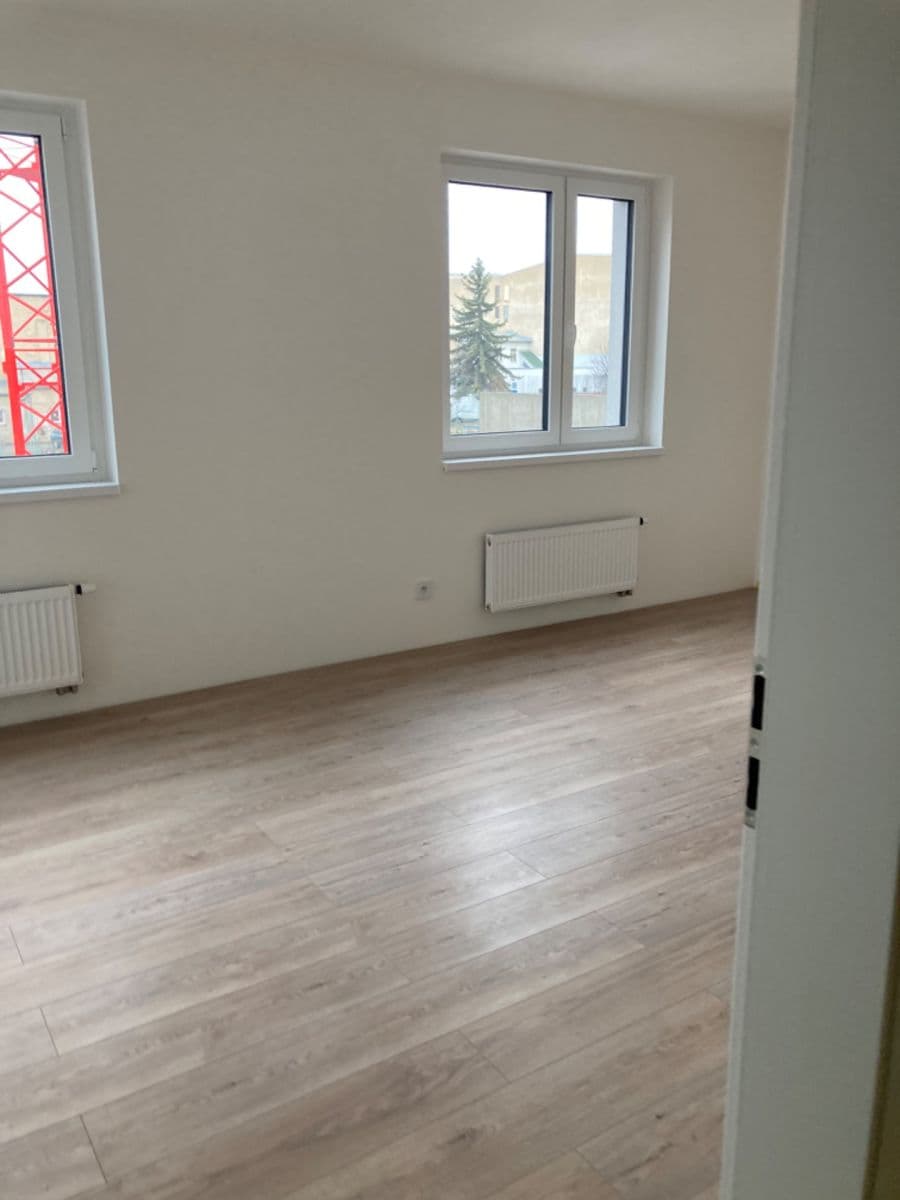 Prodej bytu 2+kk 45 m², U Továren, Praha, Praha Prodej bytu 2+kk 45 m², U Továren, Praha, Praha