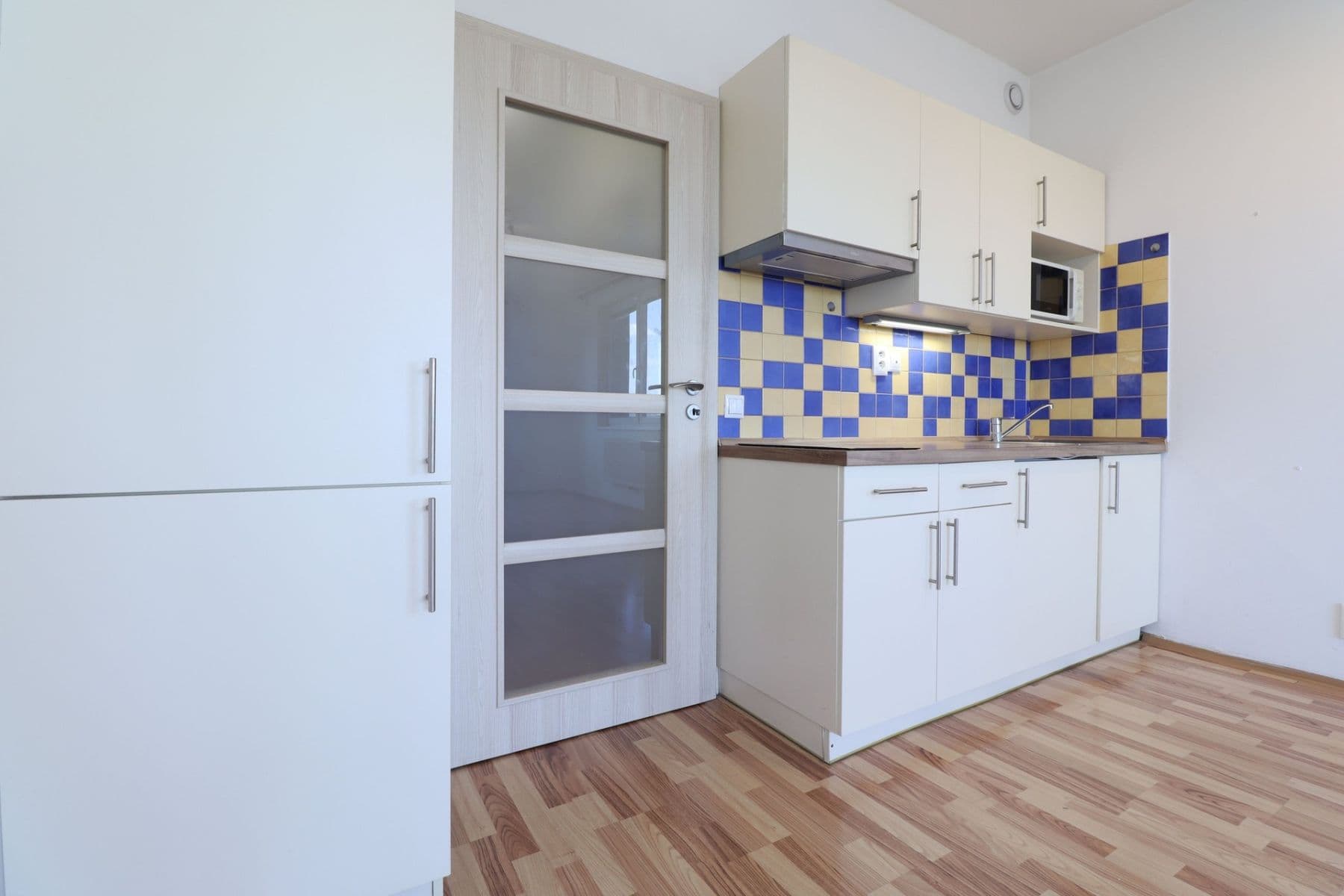 Pronájem bytu 1+kk 33 m², Freyova, Praha, Praha Pronájem bytu 1+kk 33 m², Freyova, Praha, Praha
