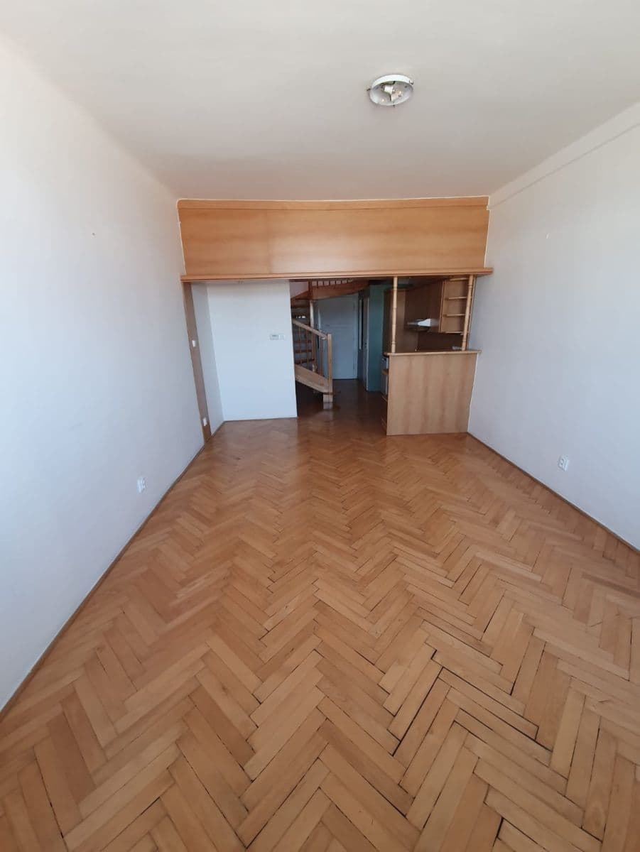 Pronájem bytu 3+kk 100 m², Lucemburská, Praha, Praha Pronájem bytu 3+kk 100 m², Lucemburská, Praha, Praha