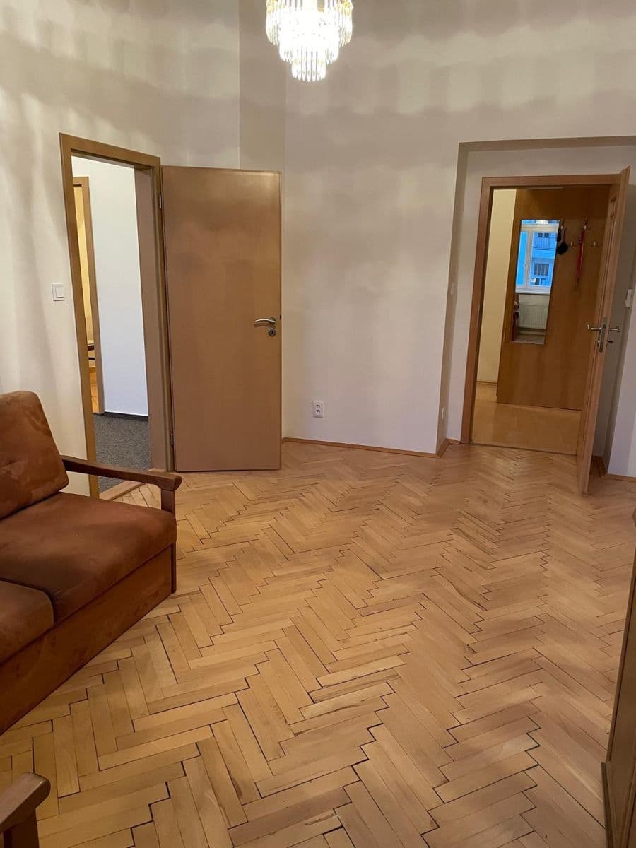 Pronájem bytu 2+kk 50 m², Lucemburská, Praha, Praha Pronájem bytu 2+kk 50 m², Lucemburská, Praha, Praha