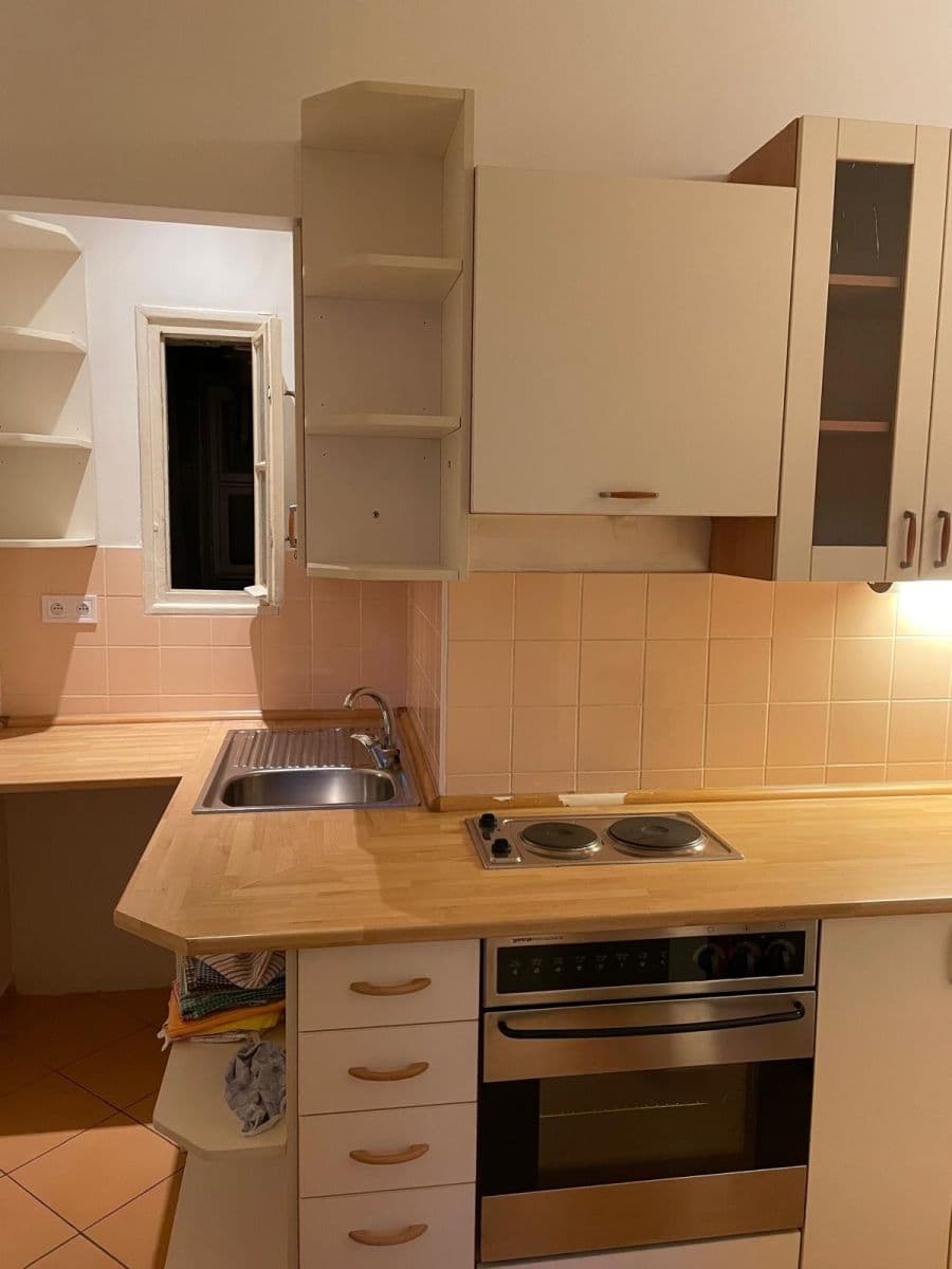 Pronájem bytu 2+kk 50 m², Lucemburská, Praha, Praha Pronájem bytu 2+kk 50 m², Lucemburská, Praha, Praha