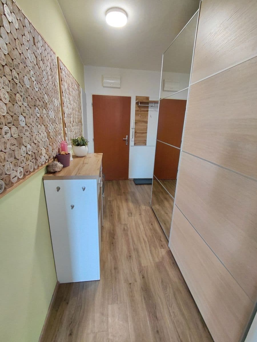 Prodej bytu 3+kk 65 m², Ševcovská, Zlín, Zlínský kraj Prodej bytu 3+kk 65 m², Ševcovská, Zlín, Zlínský kraj