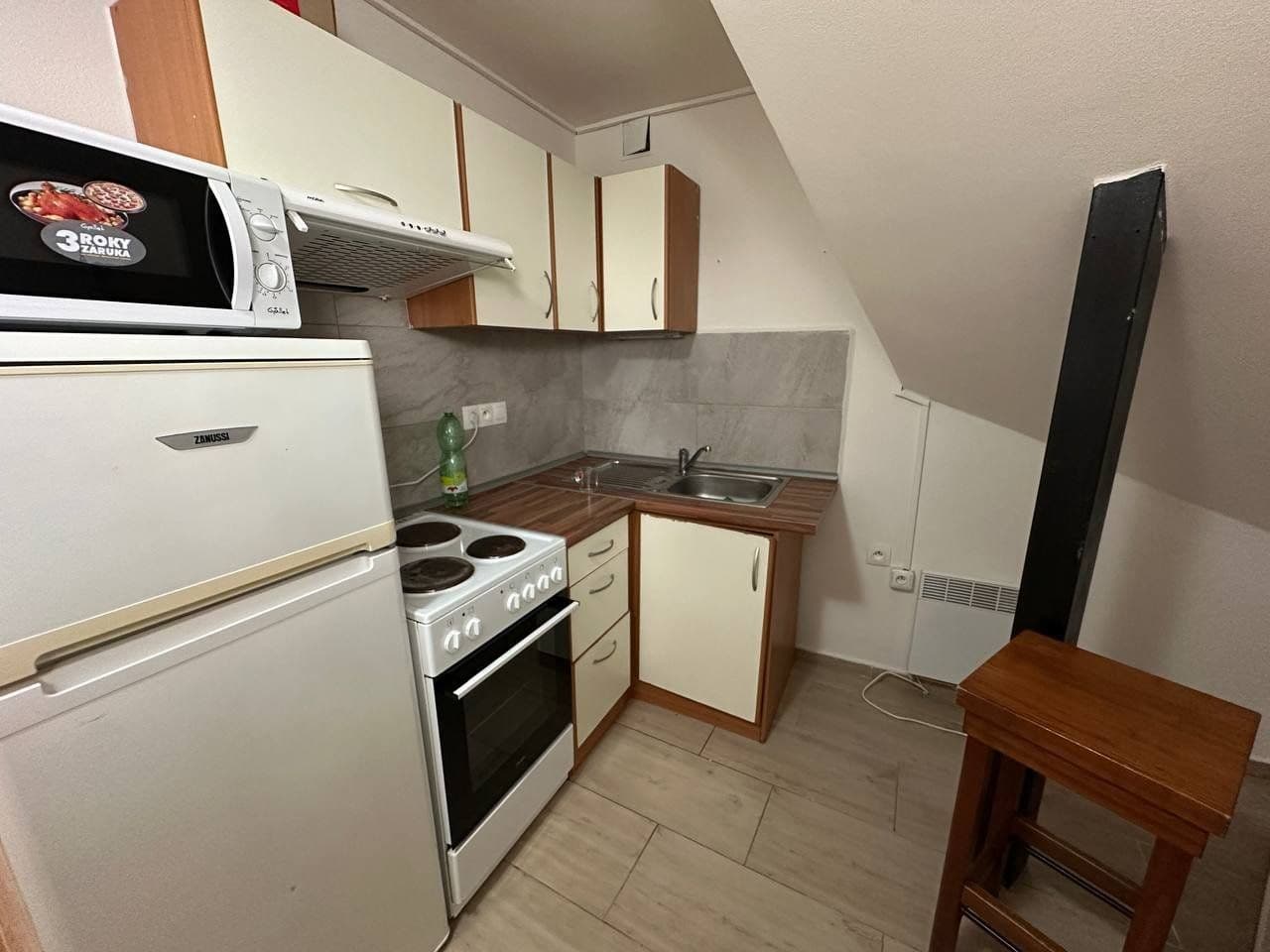 Pronájem bytu, Družstevní, Praha, Praha Pronájem bytu, Družstevní, Praha, Praha