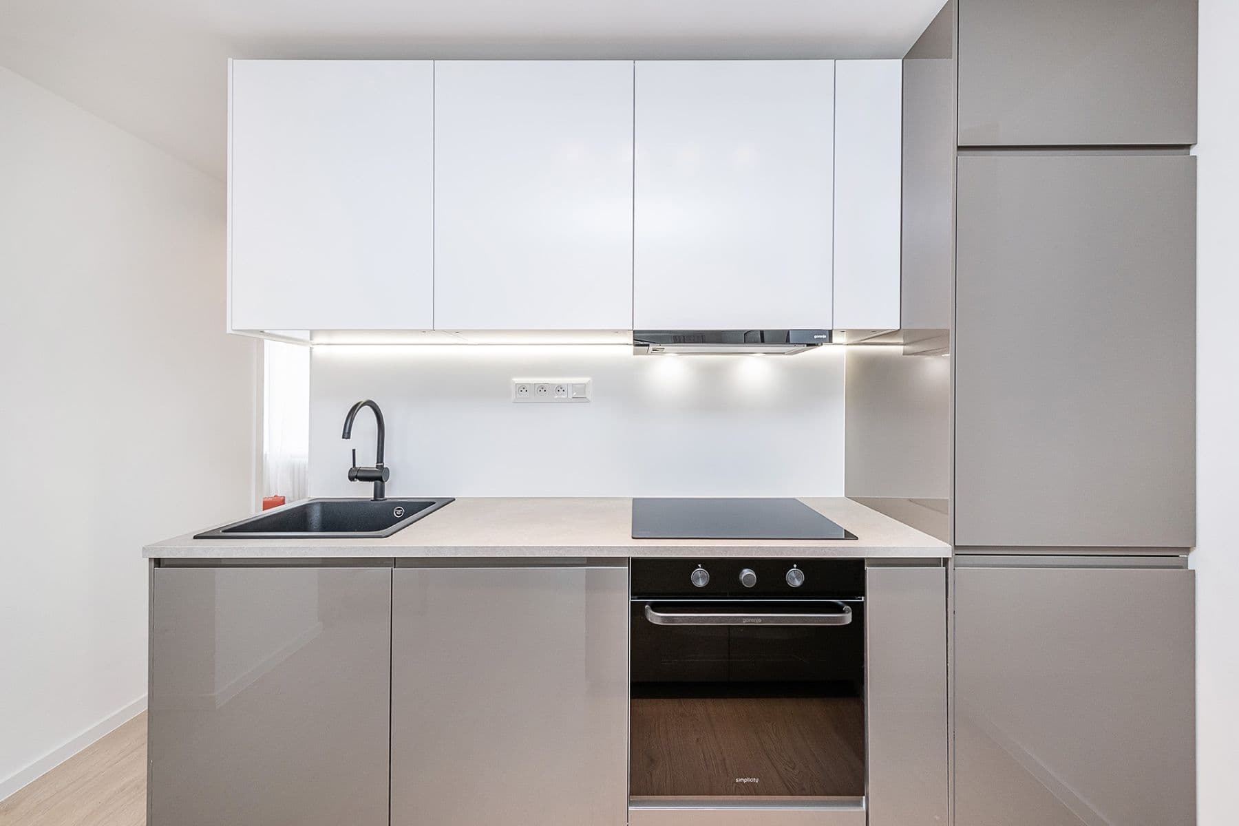 Prodej bytu 4+kk 75 m², Pod Lipami, Praha, Praha Prodej bytu 4+kk 75 m², Pod Lipami, Praha, Praha