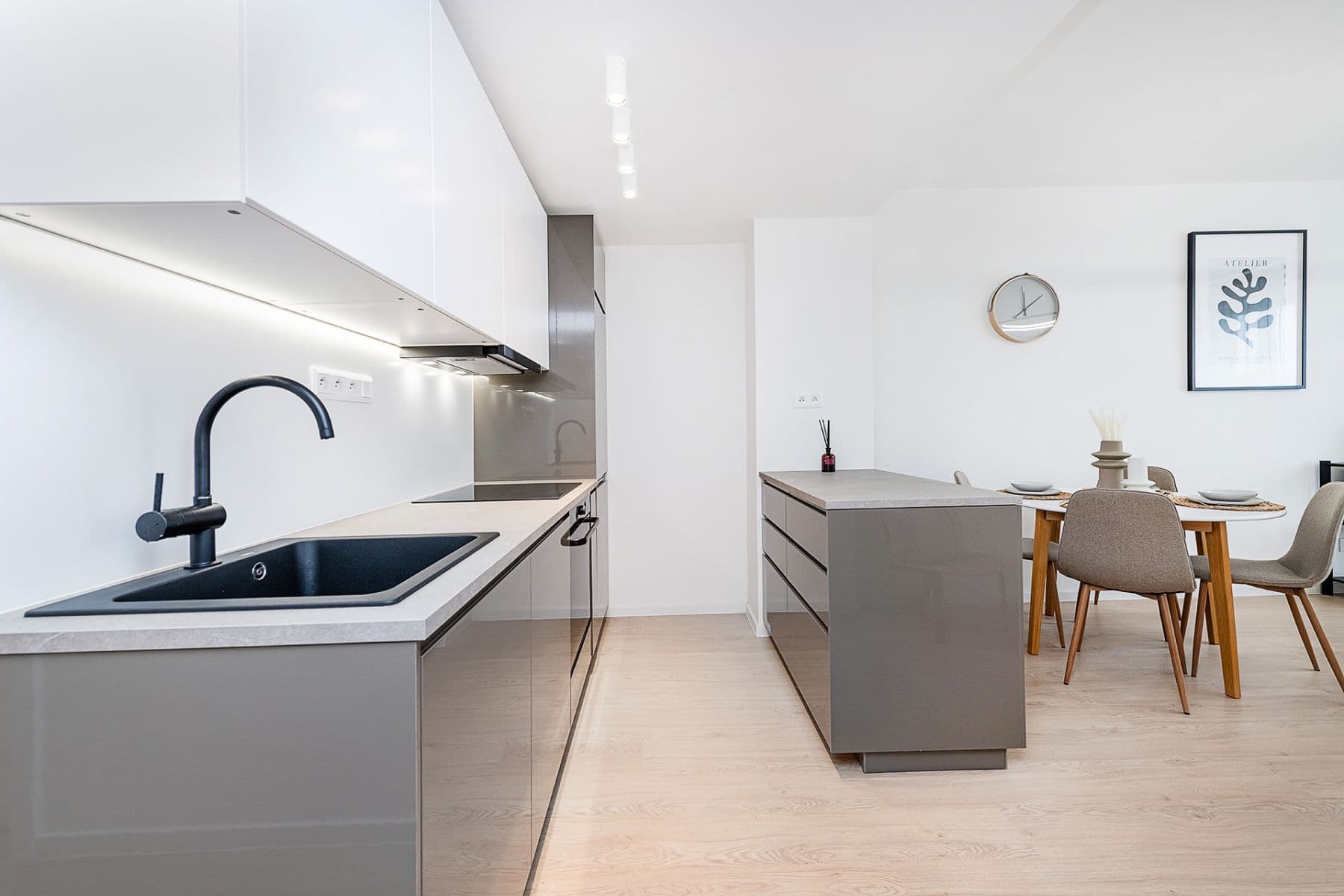 Prodej bytu 4+kk 75 m², Pod Lipami, Praha, Praha Prodej bytu 4+kk 75 m², Pod Lipami, Praha, Praha