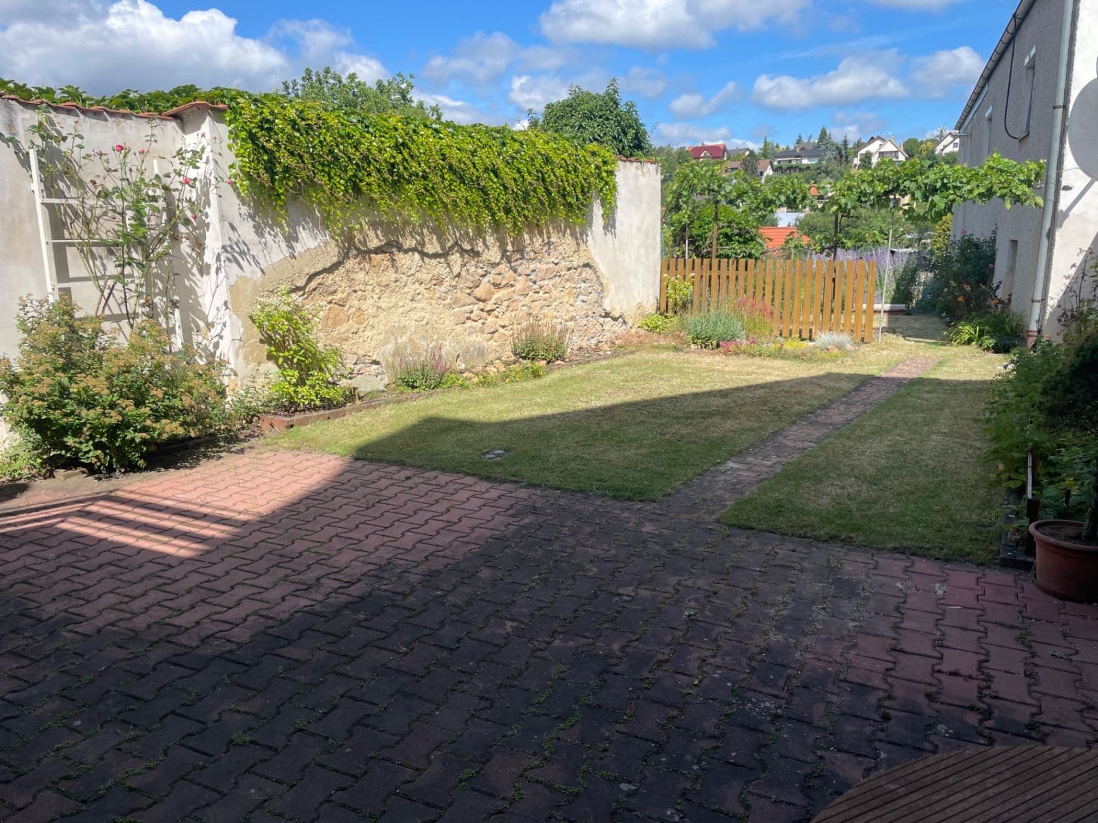 Pronájem bytu 2+1 95 m², Náměstí, Žebrák, Středočeský kraj Pronájem bytu 2+1 95 m², Náměstí, Žebrák, Středočeský kraj