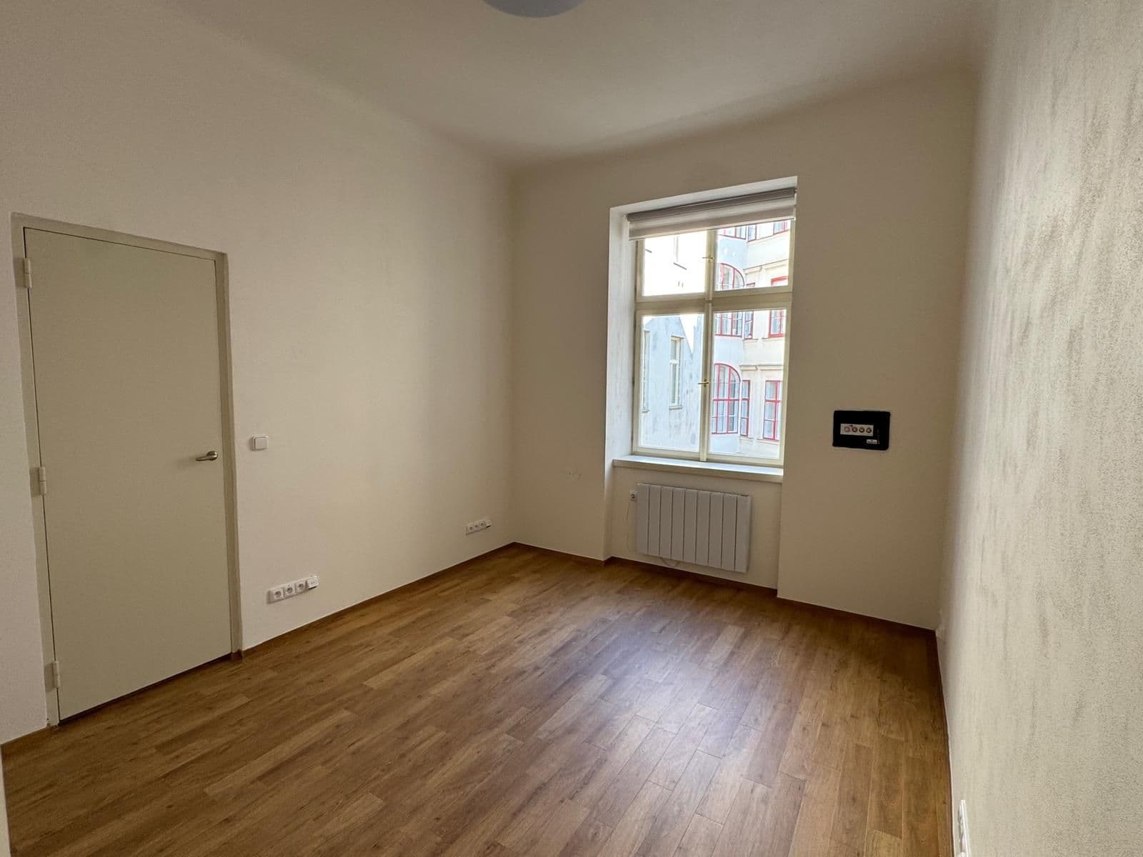 Pronájem kanceláře 27 m², Jungmannova, Praha, Praha Pronájem kanceláře 27 m², Jungmannova, Praha, Praha