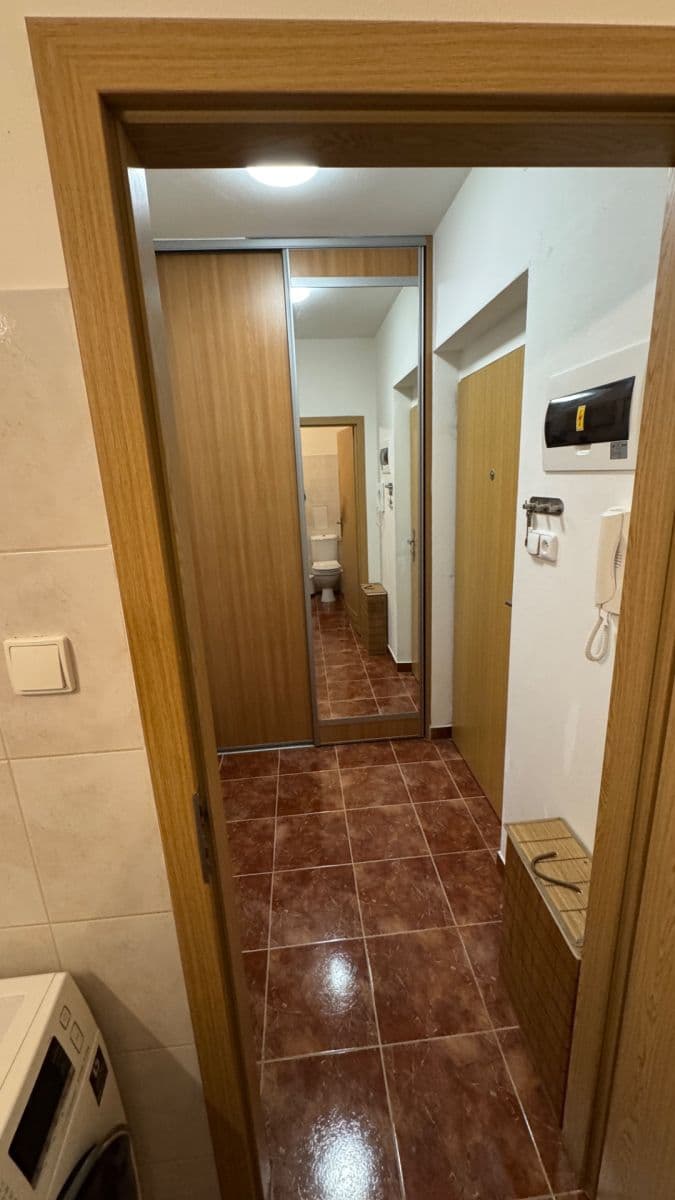 Pronájem bytu 2+kk 48 m², Záběhlická, Praha, Praha Pronájem bytu 2+kk 48 m², Záběhlická, Praha, Praha