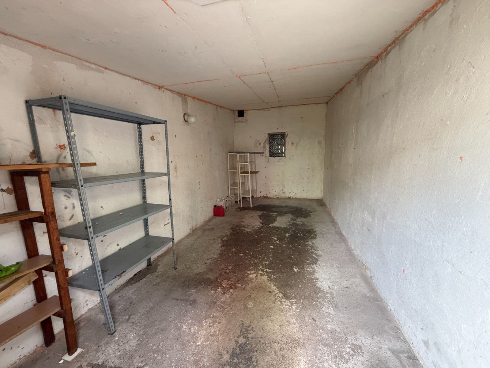 Pronájem garáže 20 m², Plzeň, Plzeňský kraj Pronájem garáže 20 m², Plzeň, Plzeňský kraj