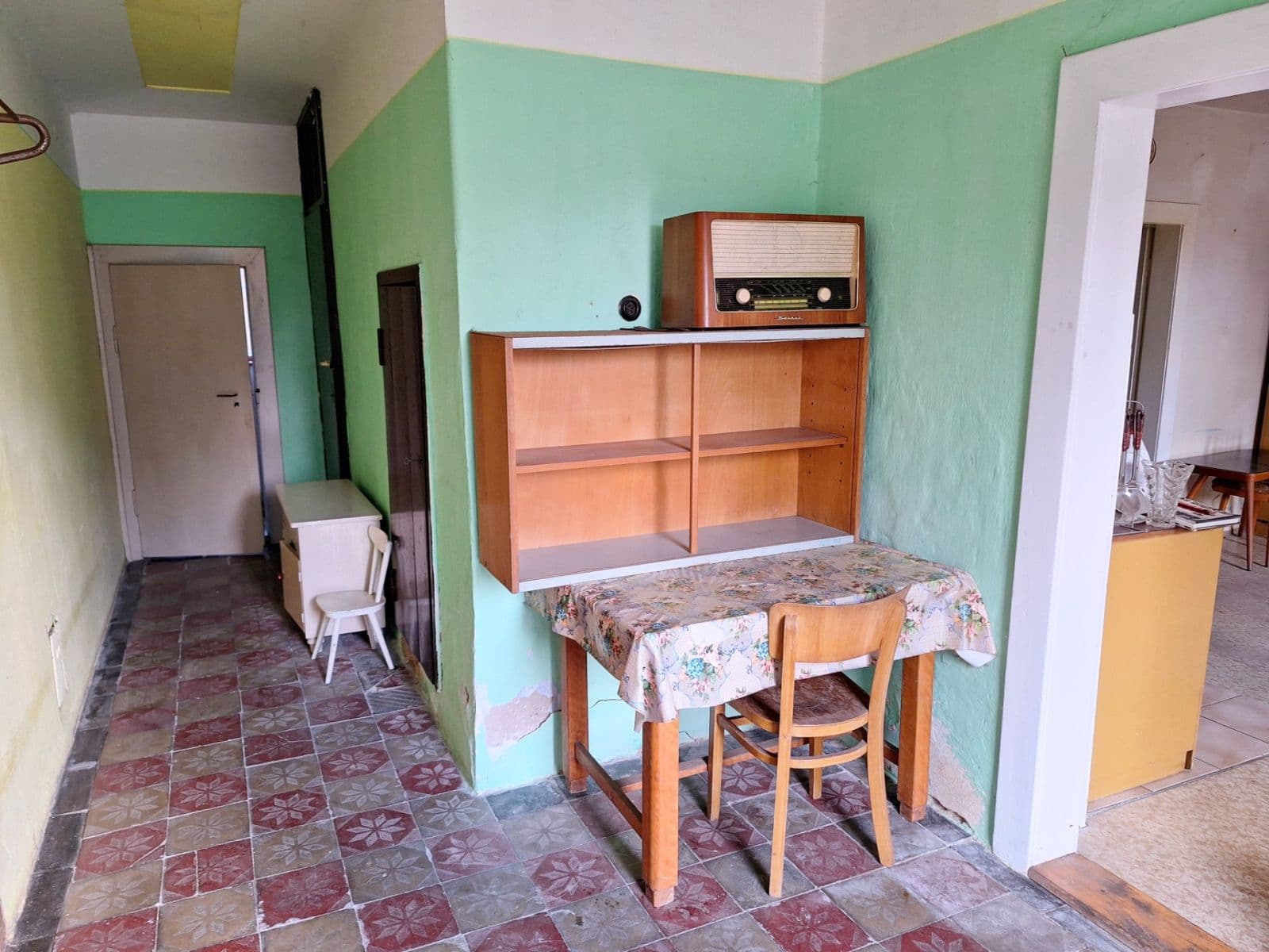 Prodej domu 145 m², pozemek 2.081 m², Mokré, Královéhradecký kraj Prodej domu 145 m², pozemek 2.081 m², Mokré, Královéhradecký kraj