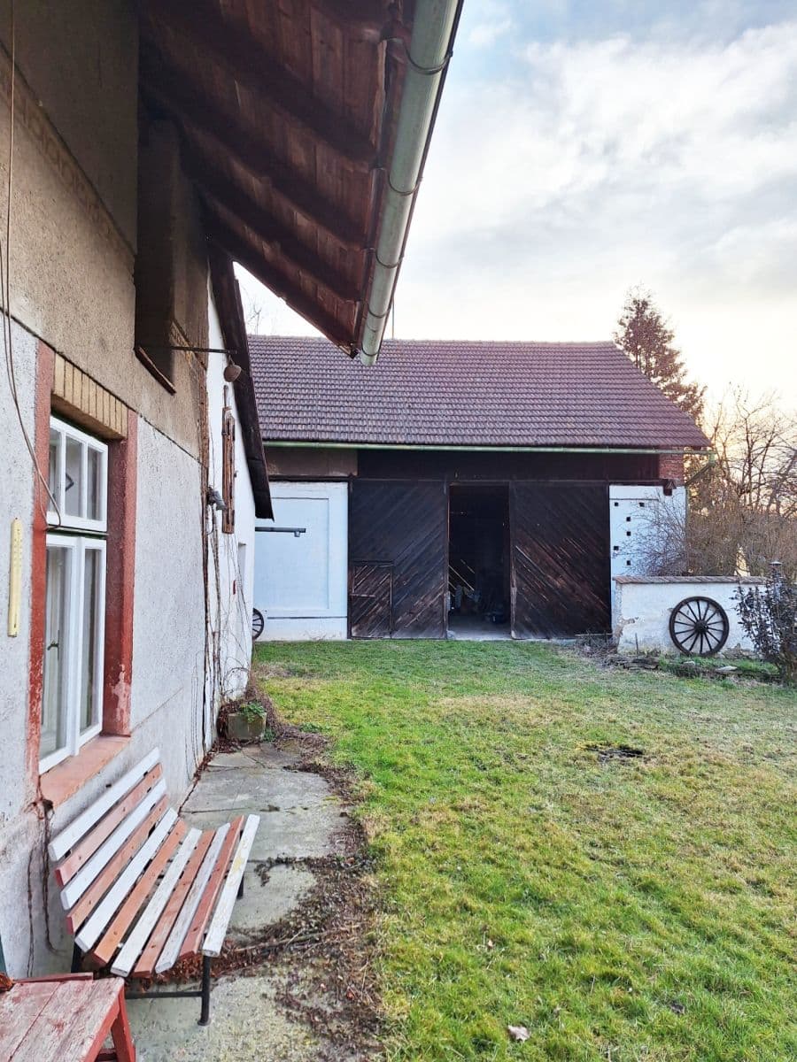 Prodej domu 145 m², pozemek 2.081 m², Mokré, Královéhradecký kraj Prodej domu 145 m², pozemek 2.081 m², Mokré, Královéhradecký kraj