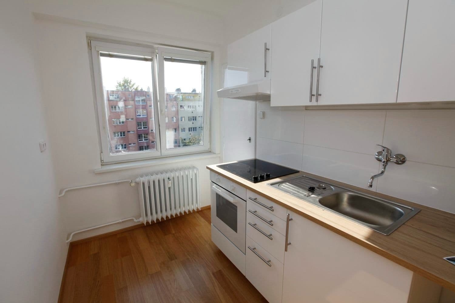 Pronájem bytu 3+1 76 m², Budějovická, Praha, Praha Pronájem bytu 3+1 76 m², Budějovická, Praha, Praha