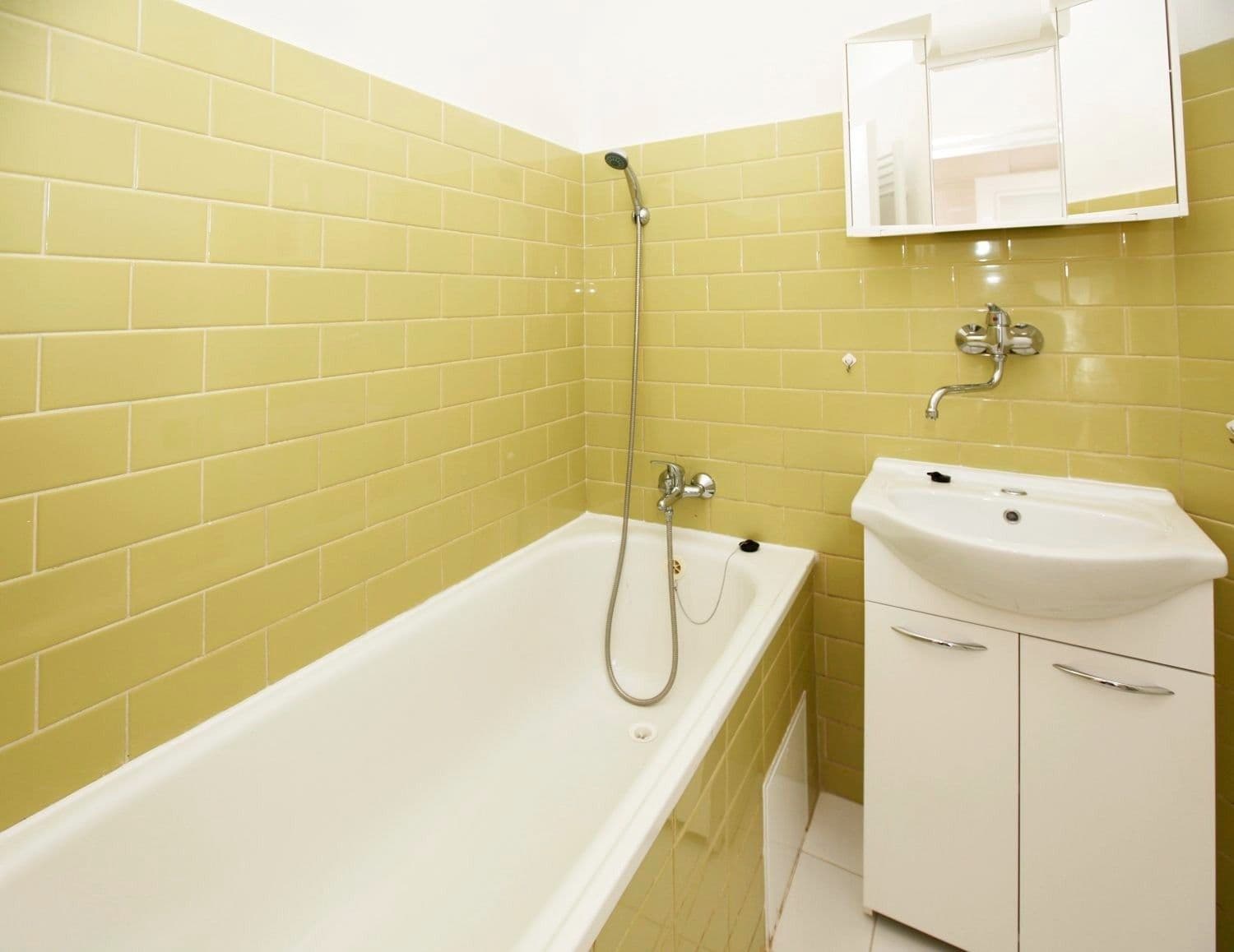 Pronájem bytu 3+1 76 m², Budějovická, Praha, Praha Pronájem bytu 3+1 76 m², Budějovická, Praha, Praha