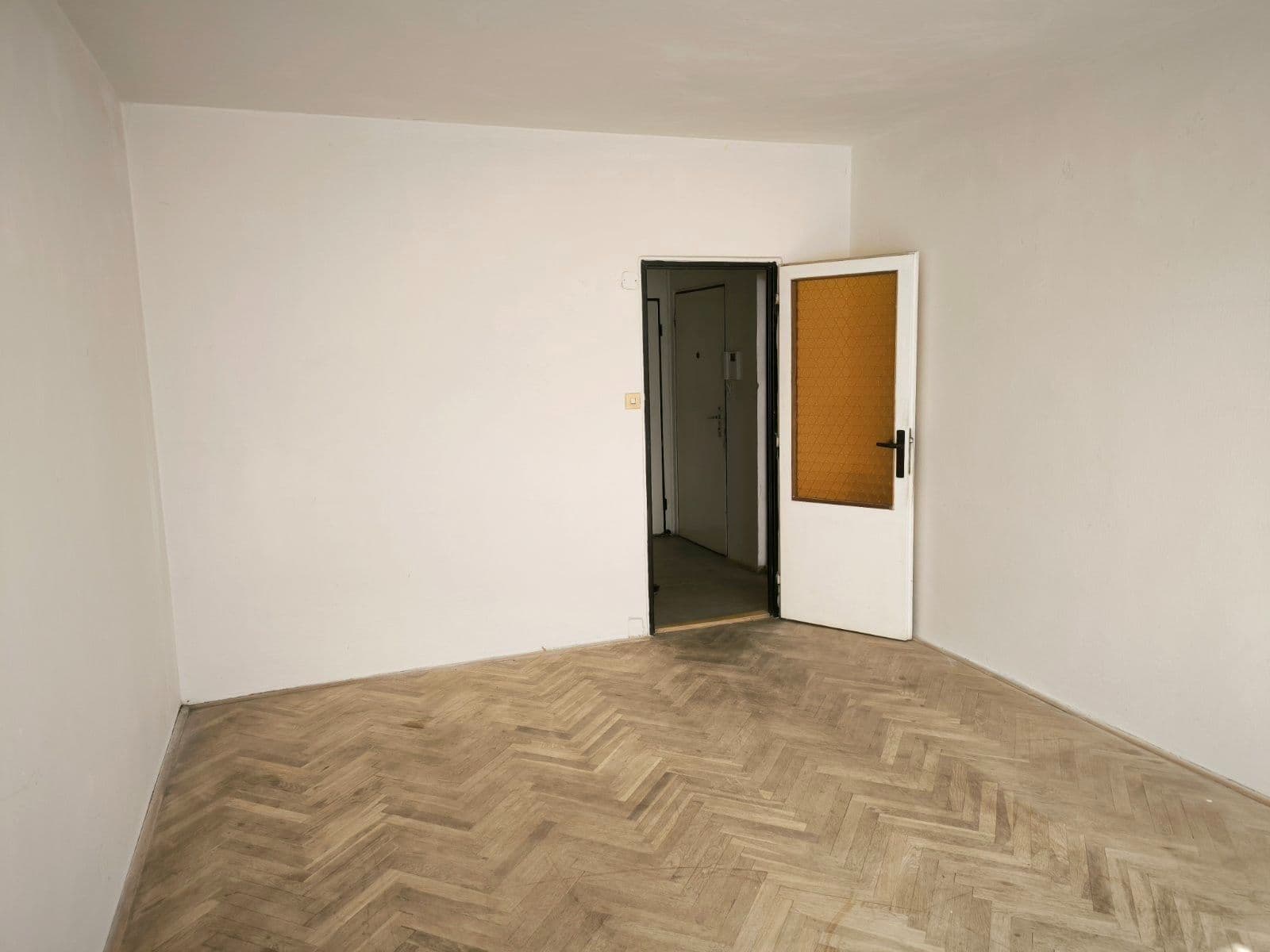 Prodej bytu 2+1 64 m², Krásný Dvůr, Ústecký kraj Prodej bytu 2+1 64 m², Krásný Dvůr, Ústecký kraj