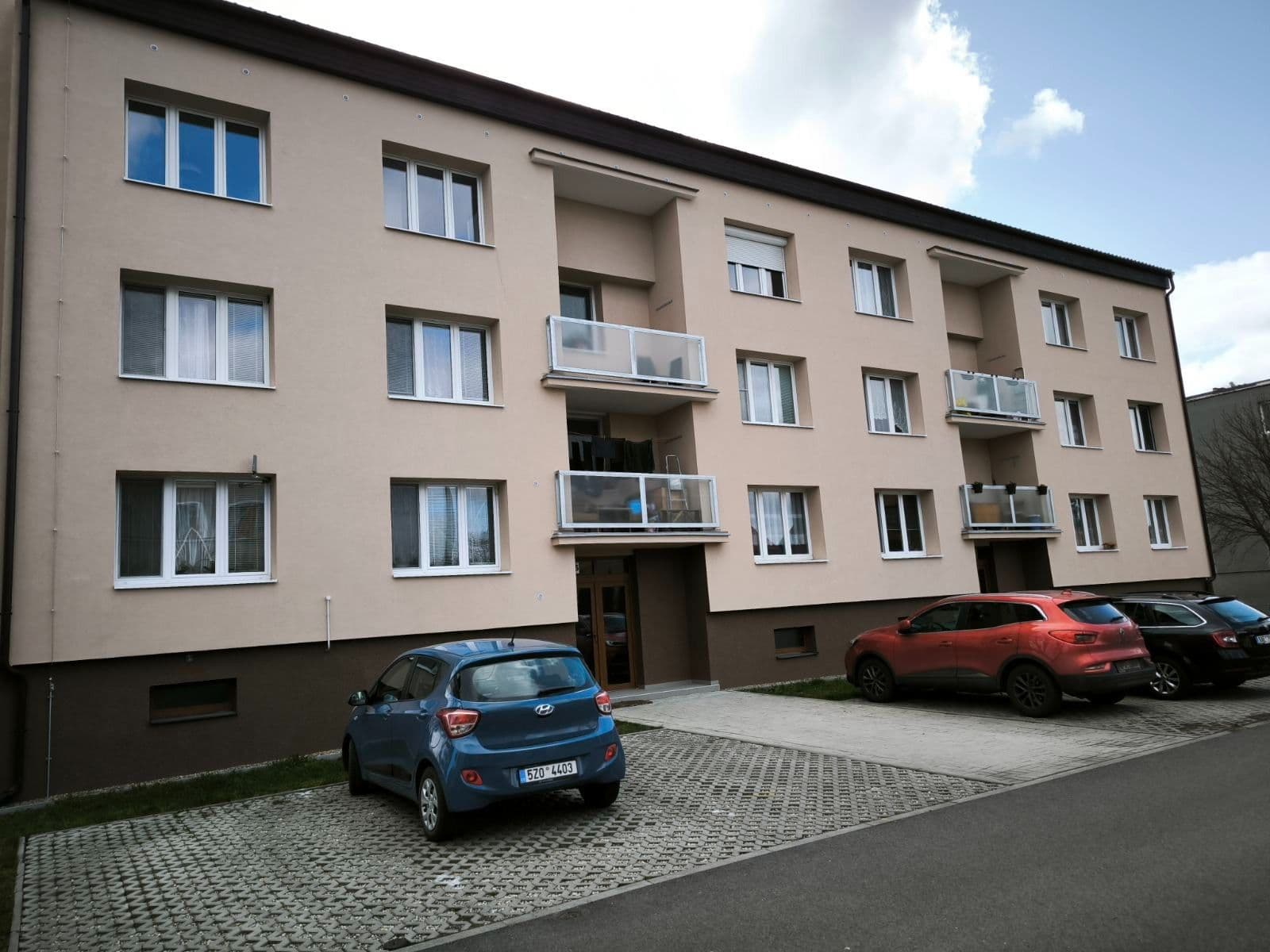 Prodej bytu 2+1 64 m², Krásný Dvůr, Ústecký kraj Prodej bytu 2+1 64 m², Krásný Dvůr, Ústecký kraj