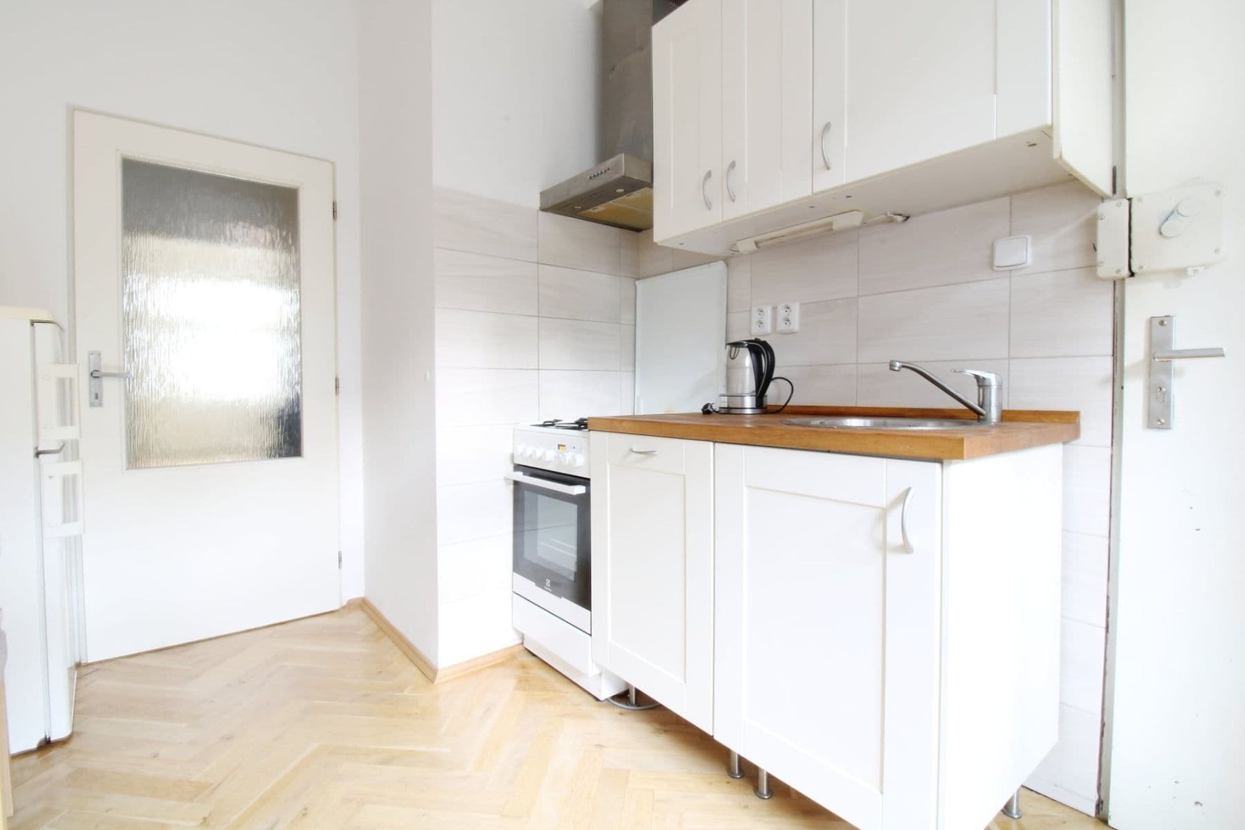 Pronájem bytu 1+1 33 m², Heřmanova, Praha, Praha Pronájem bytu 1+1 33 m², Heřmanova, Praha, Praha