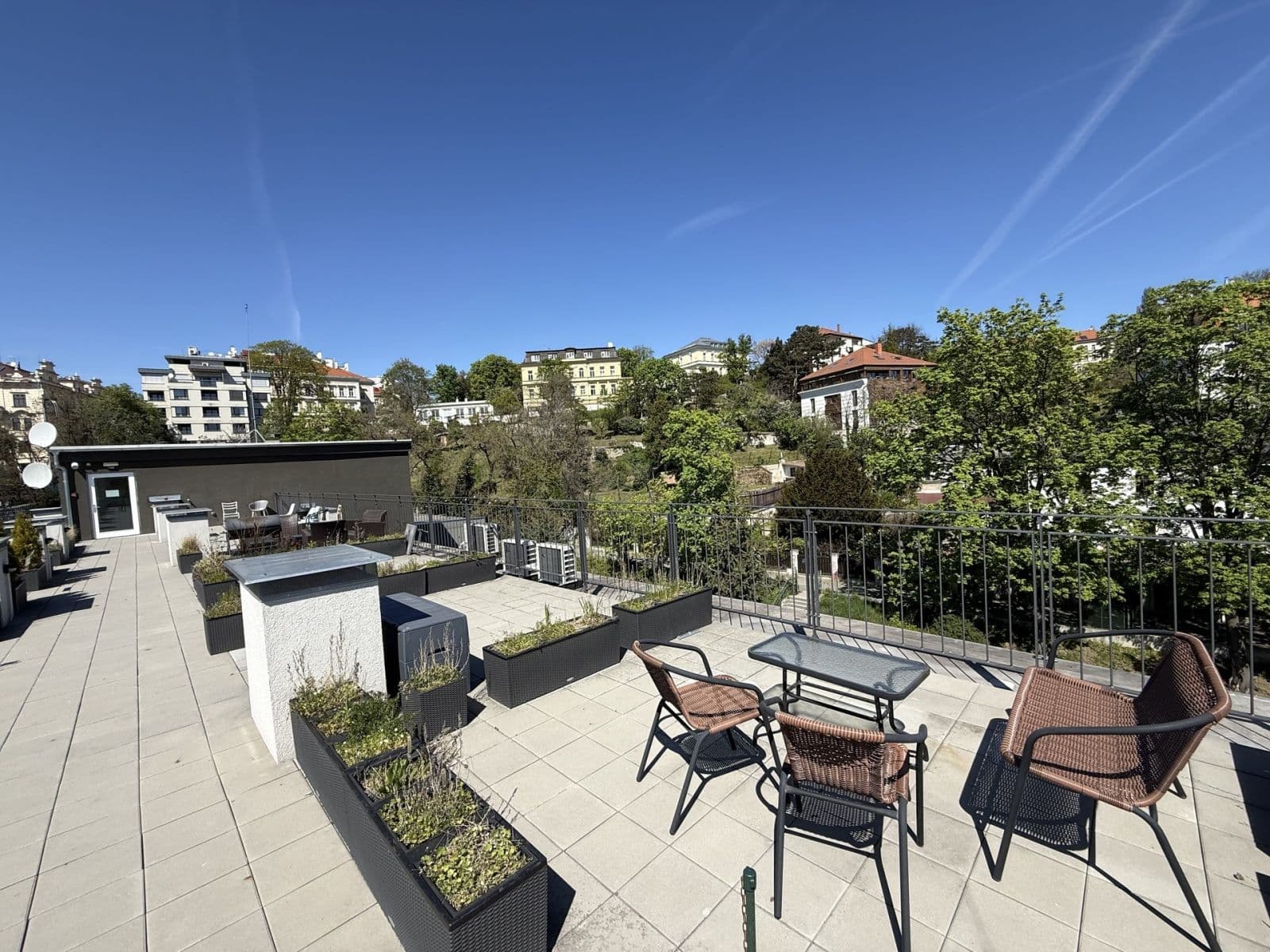Pronájem bytu 1+kk 20 m², Perucká, Praha, Praha Pronájem bytu 1+kk 20 m², Perucká, Praha, Praha