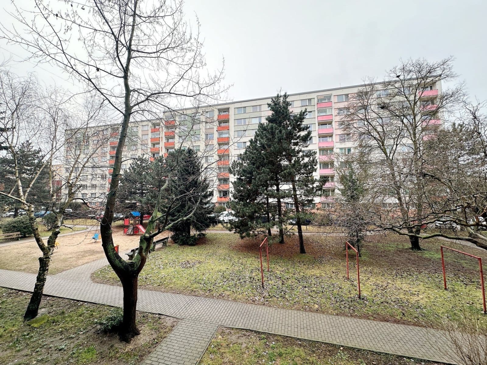 Pronájem bytu 3+kk 64 m², U stadionu, Mladá Boleslav, Středočeský kraj Pronájem bytu 3+kk 64 m², U stadionu, Mladá Boleslav, Středočeský kraj
