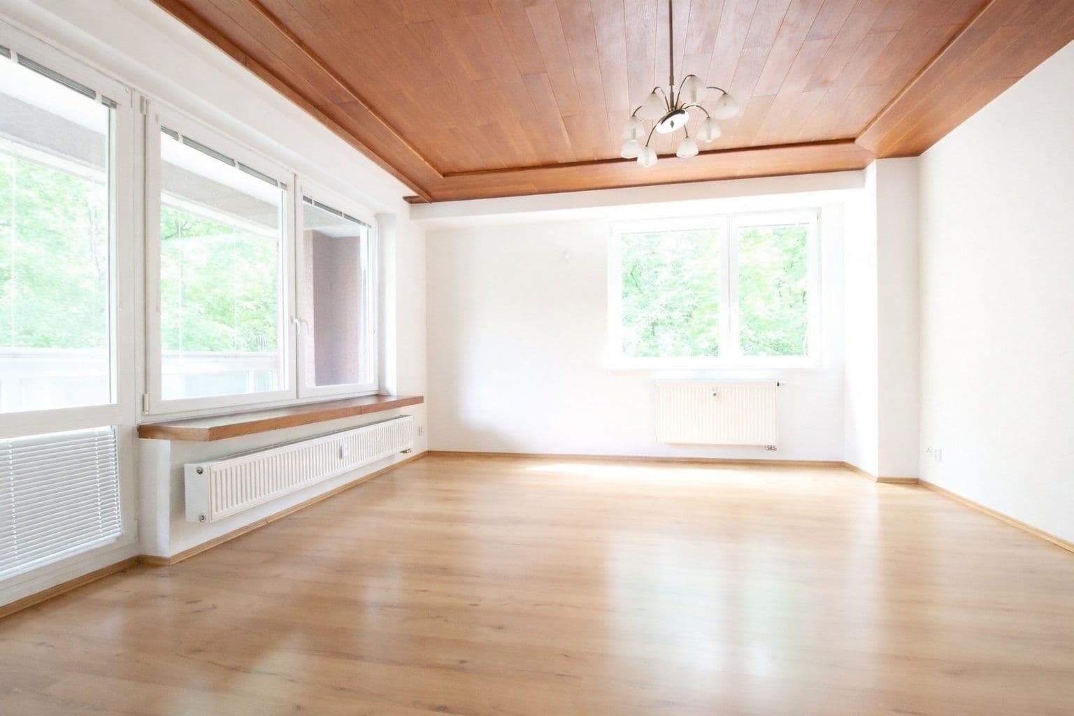 Pronájem bytu 4+1 110 m², Na Hřebenkách, Praha, Praha Pronájem bytu 4+1 110 m², Na Hřebenkách, Praha, Praha