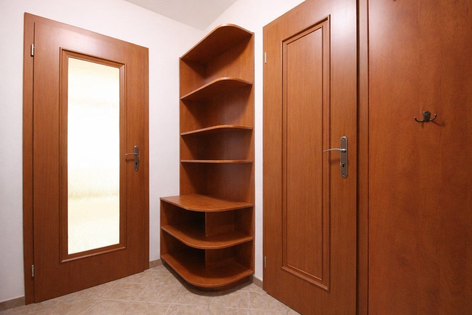 Pronájem bytu 4+1 110 m², Na Hřebenkách, Praha, Praha Pronájem bytu 4+1 110 m², Na Hřebenkách, Praha, Praha