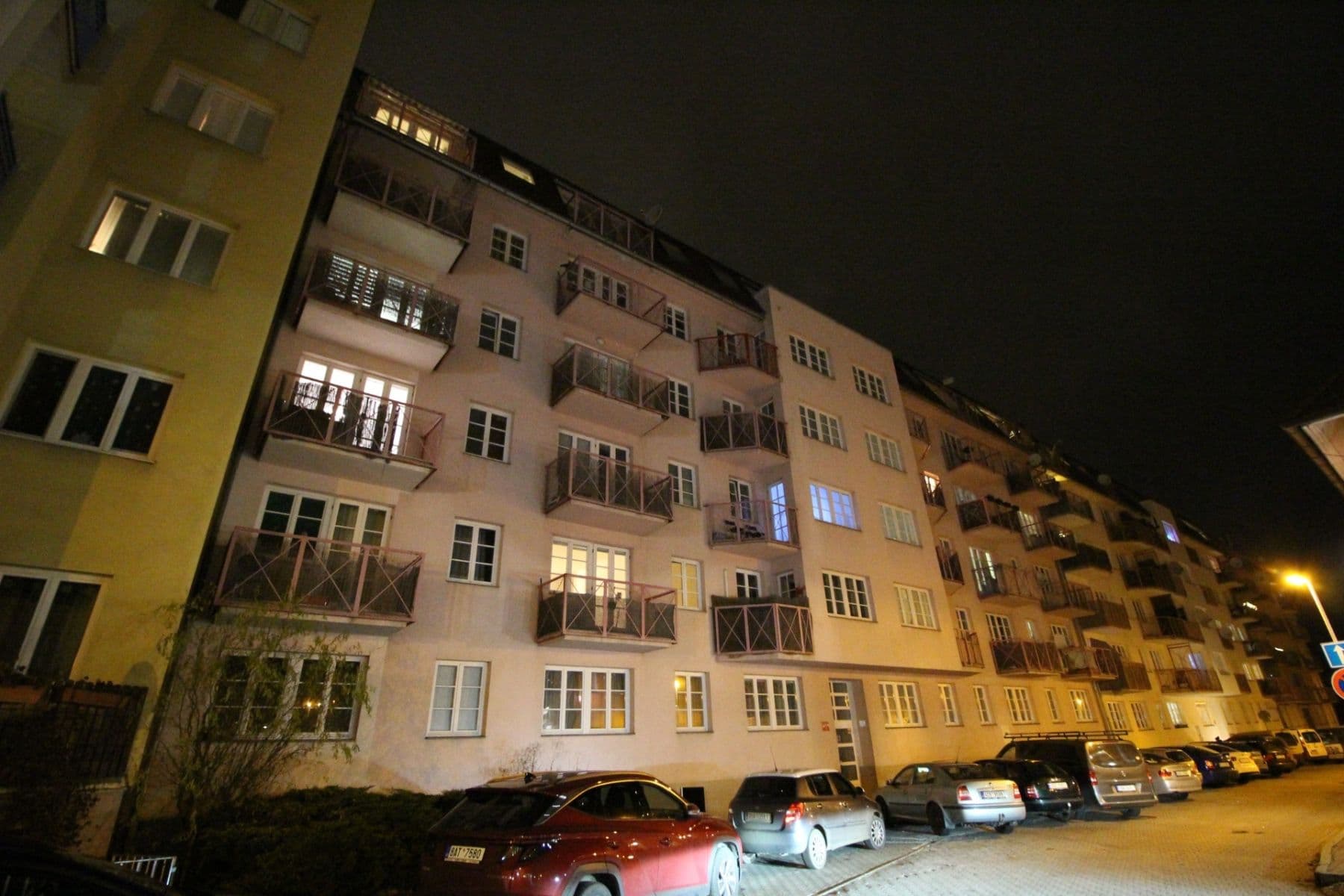 Pronájem bytu 2+kk 41 m², Pelušková, Praha, Praha Pronájem bytu 2+kk 41 m², Pelušková, Praha, Praha