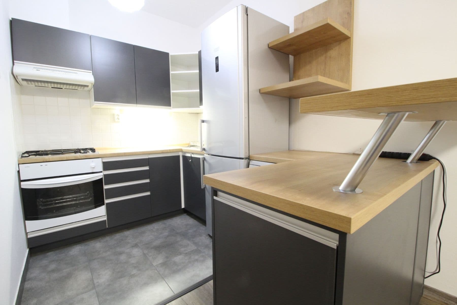 Pronájem bytu 2+kk 41 m², Pelušková, Praha, Praha Pronájem bytu 2+kk 41 m², Pelušková, Praha, Praha