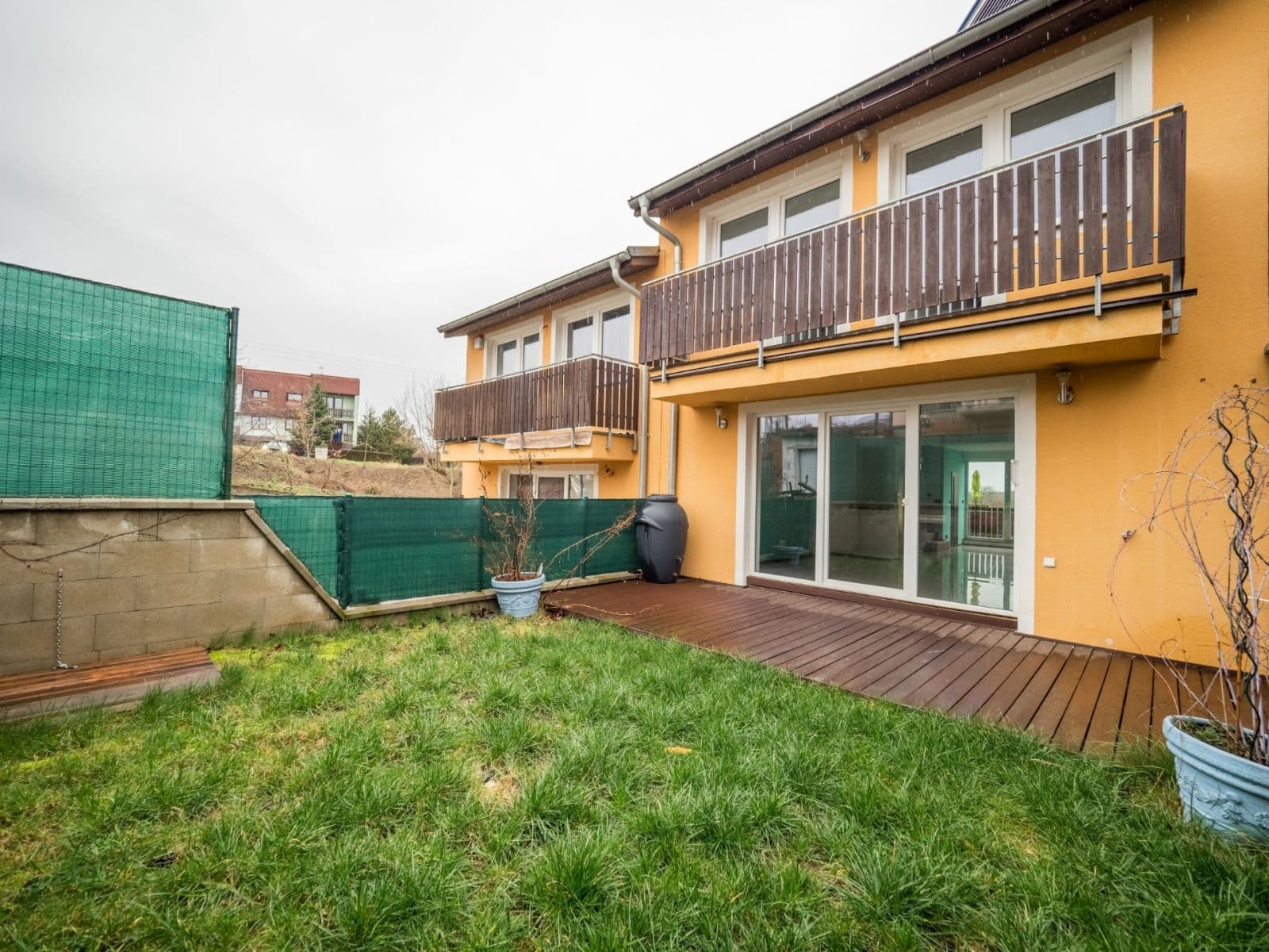 Pronájem domu 136 m², pozemek 67 m², Pod Macalákem, Kralupy nad Vltavou, Středočeský kraj Pronájem domu 136 m², pozemek 67 m², Pod Macalákem, Kralupy nad Vltavou, Středočeský kraj