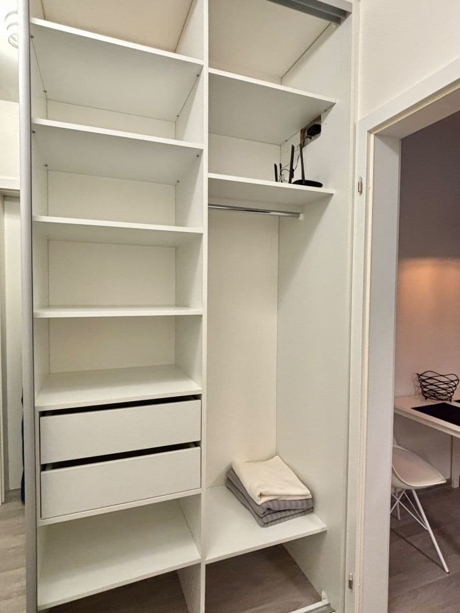 Pronájem bytu 1+1 39 m², Olgy Havlové, Praha, Praha Pronájem bytu 1+1 39 m², Olgy Havlové, Praha, Praha