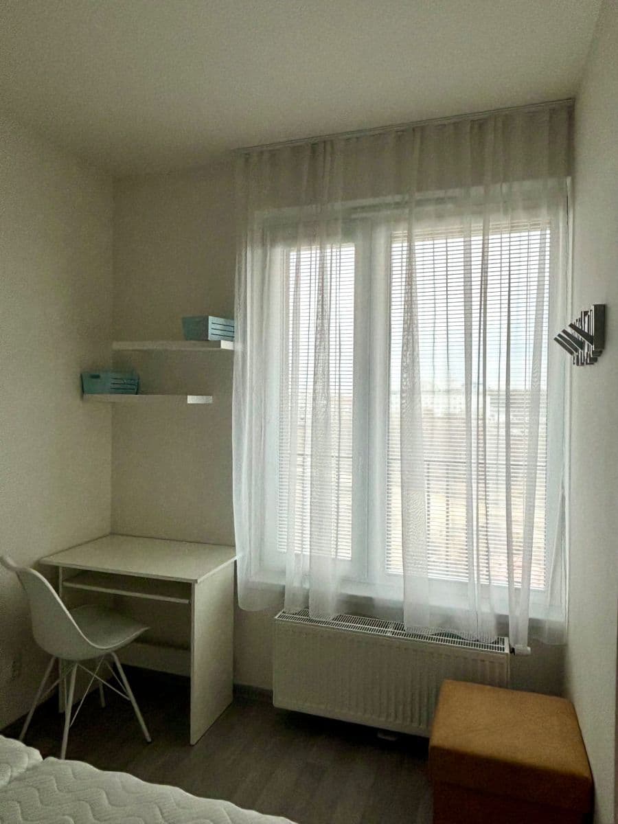 Pronájem bytu 1+1 39 m², Olgy Havlové, Praha, Praha Pronájem bytu 1+1 39 m², Olgy Havlové, Praha, Praha