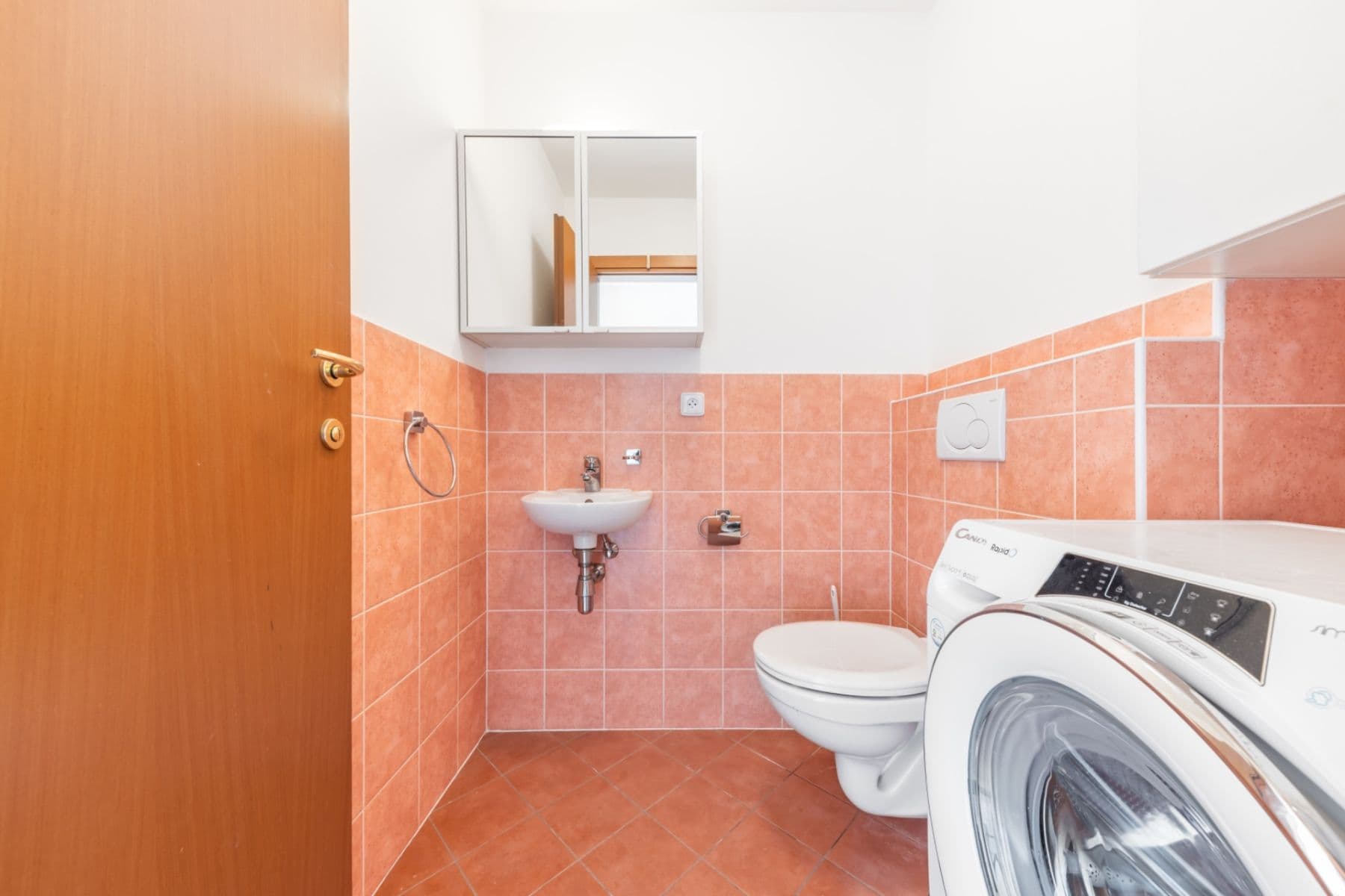 Pronájem bytu 3+kk 67 m², Podvinný mlýn, Praha, Praha Pronájem bytu 3+kk 67 m², Podvinný mlýn, Praha, Praha